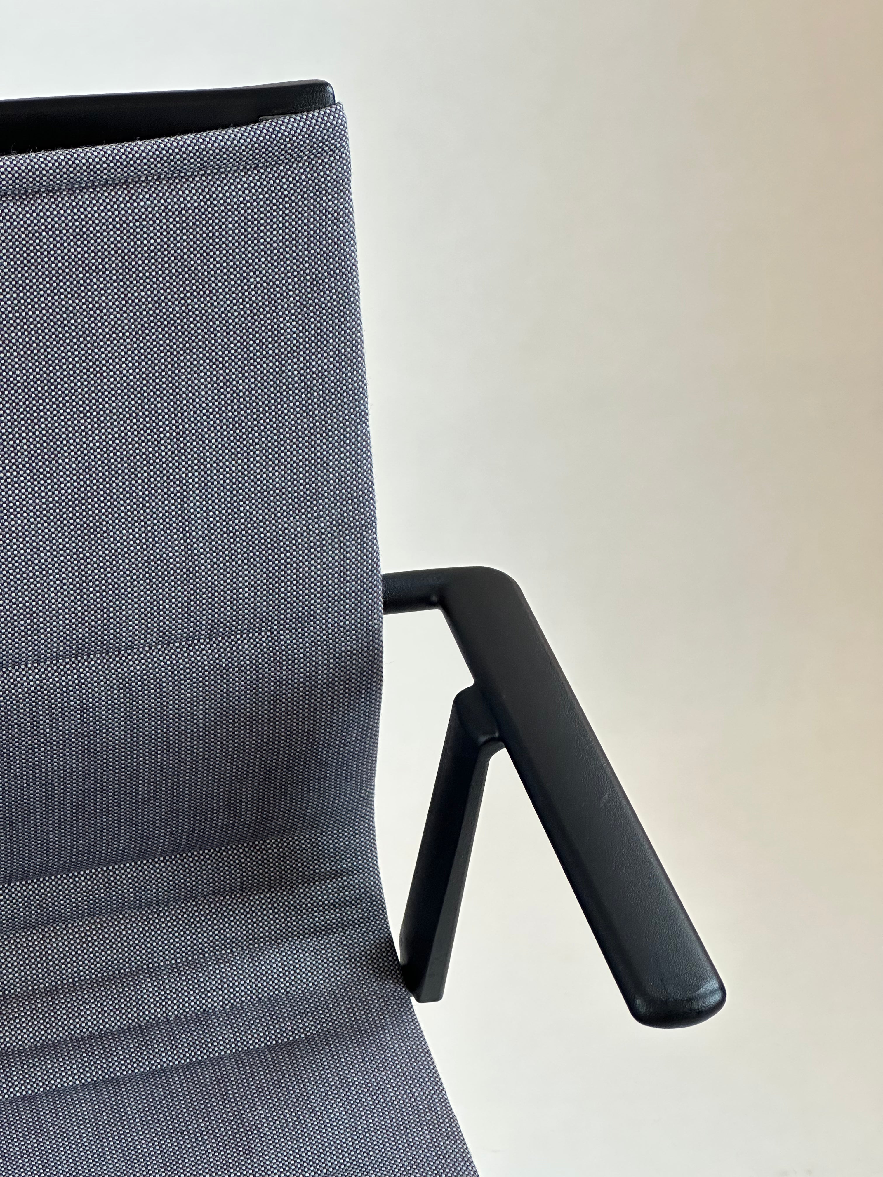 ICF Stick Swivel konferencestol med gaslift – grå/sort