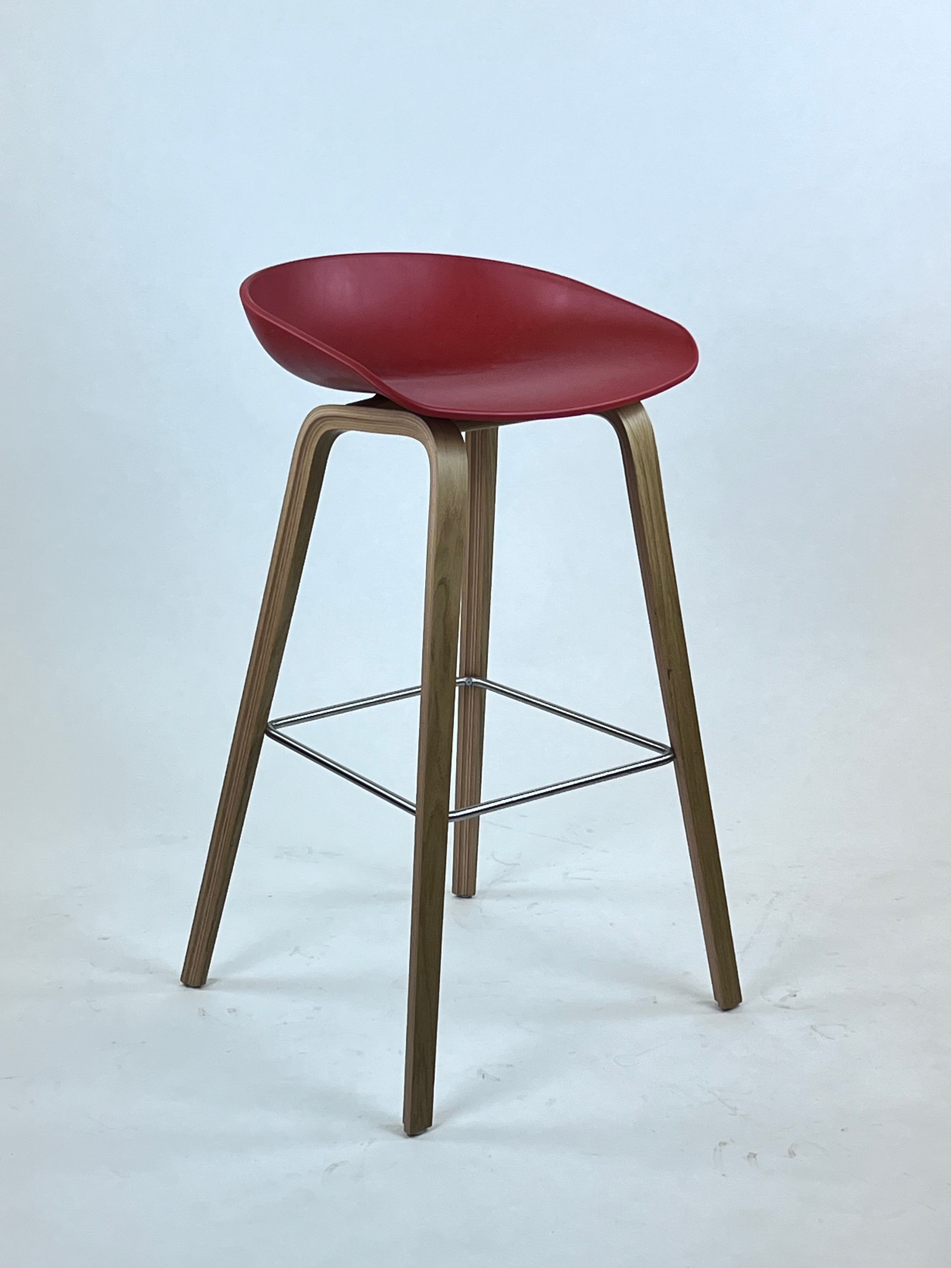 HAY - About a Stool AAS 32