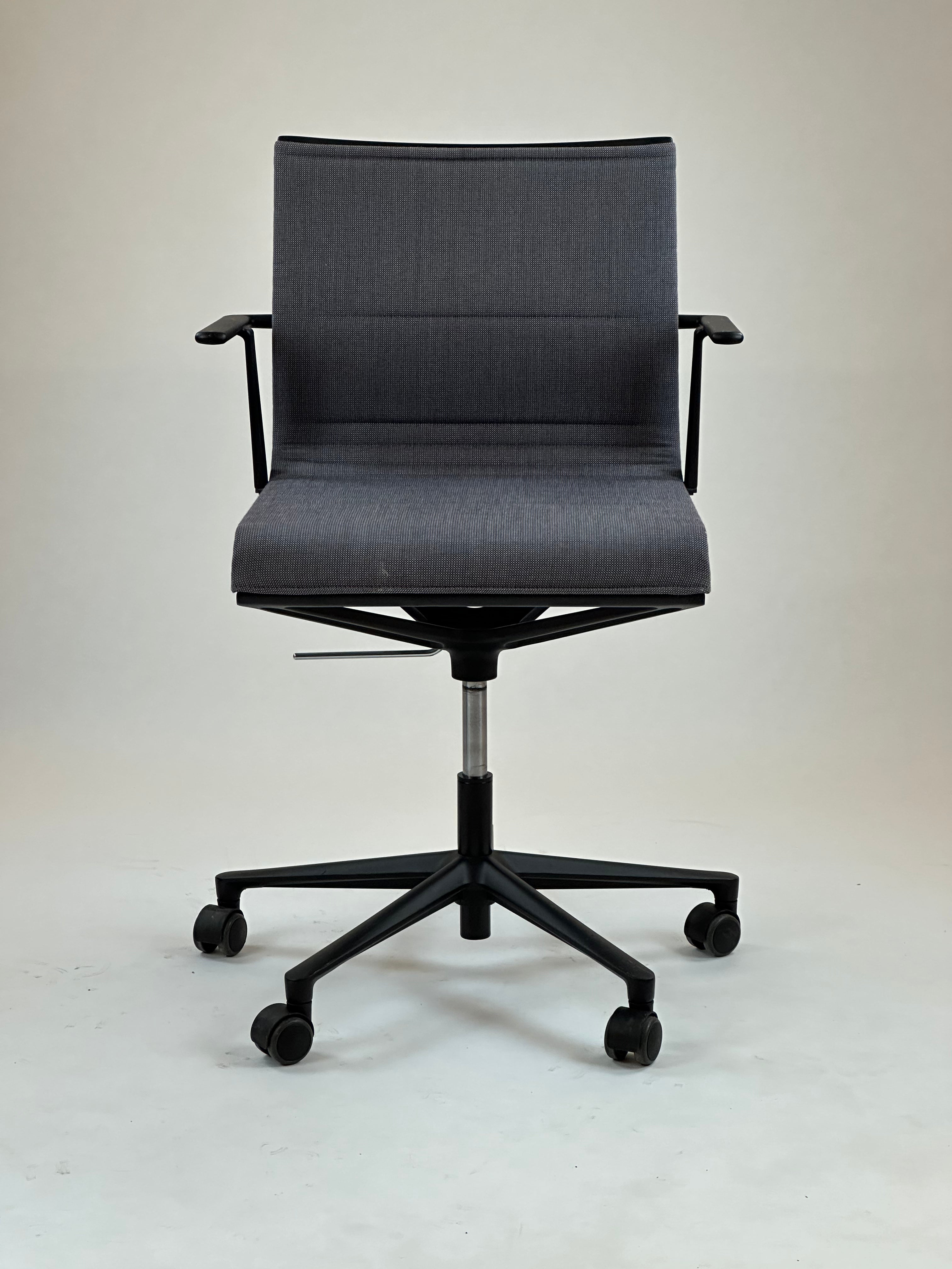 ICF Stick Swivel konferencestol med gaslift – grå/sort