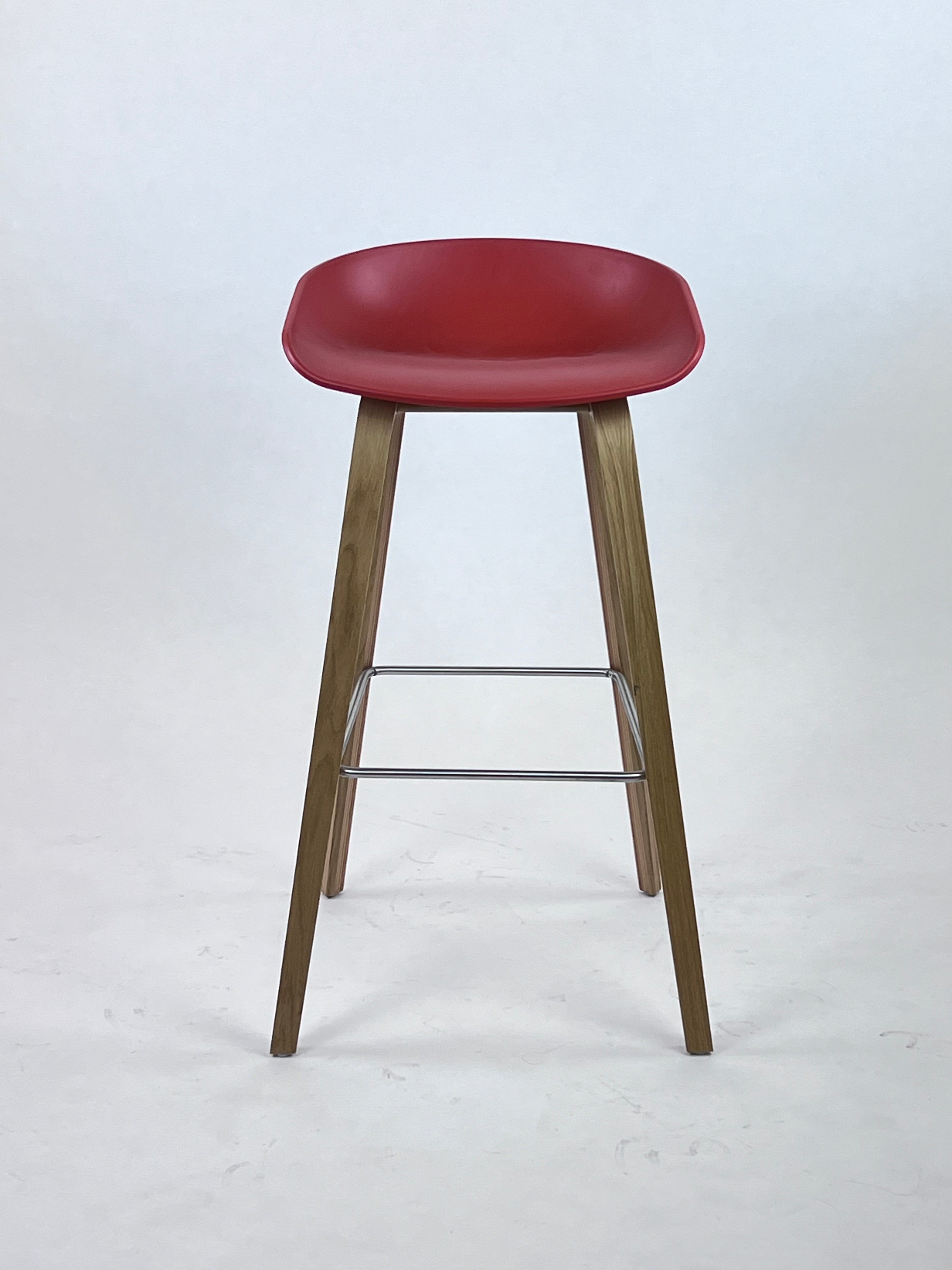 HAY - About a Stool AAS 32