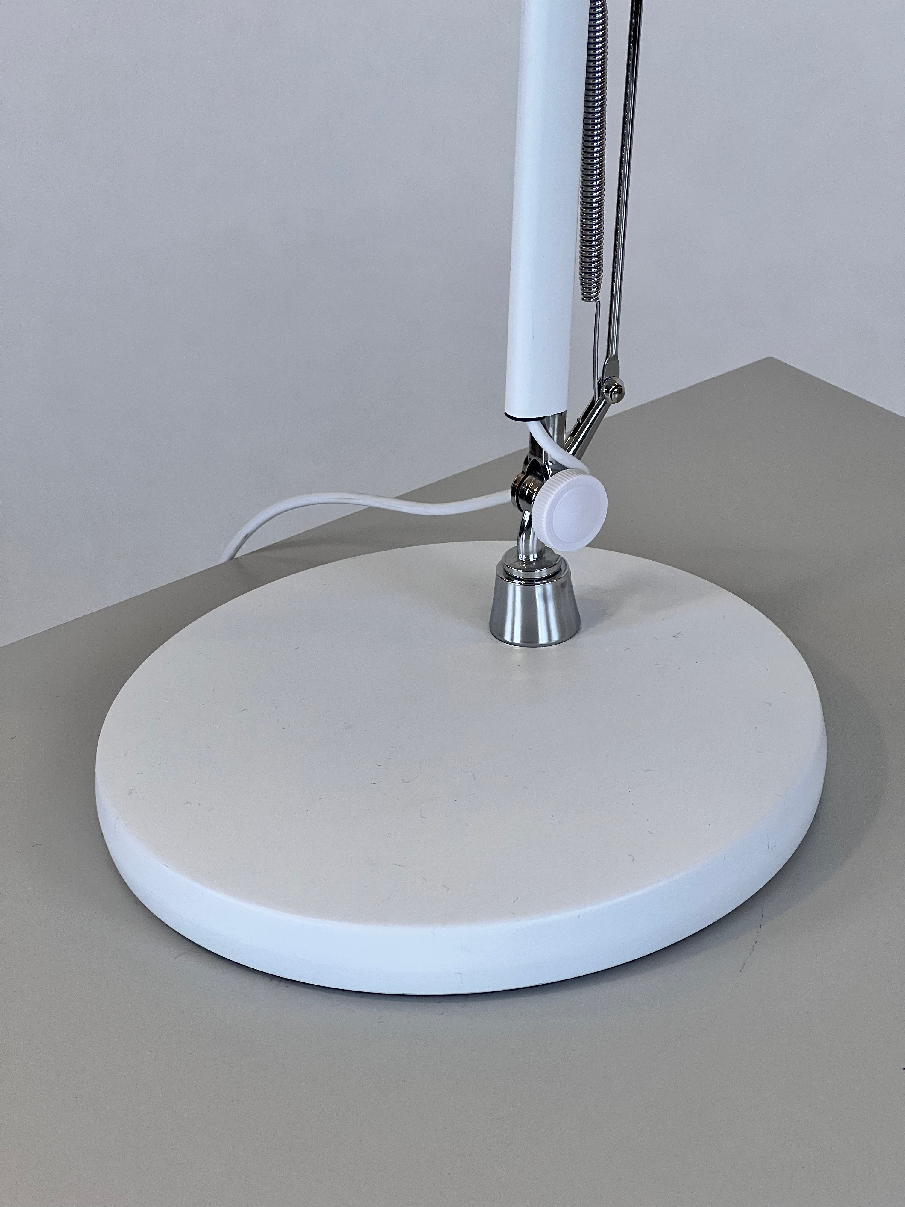 Matting Bordlampe LED hvid