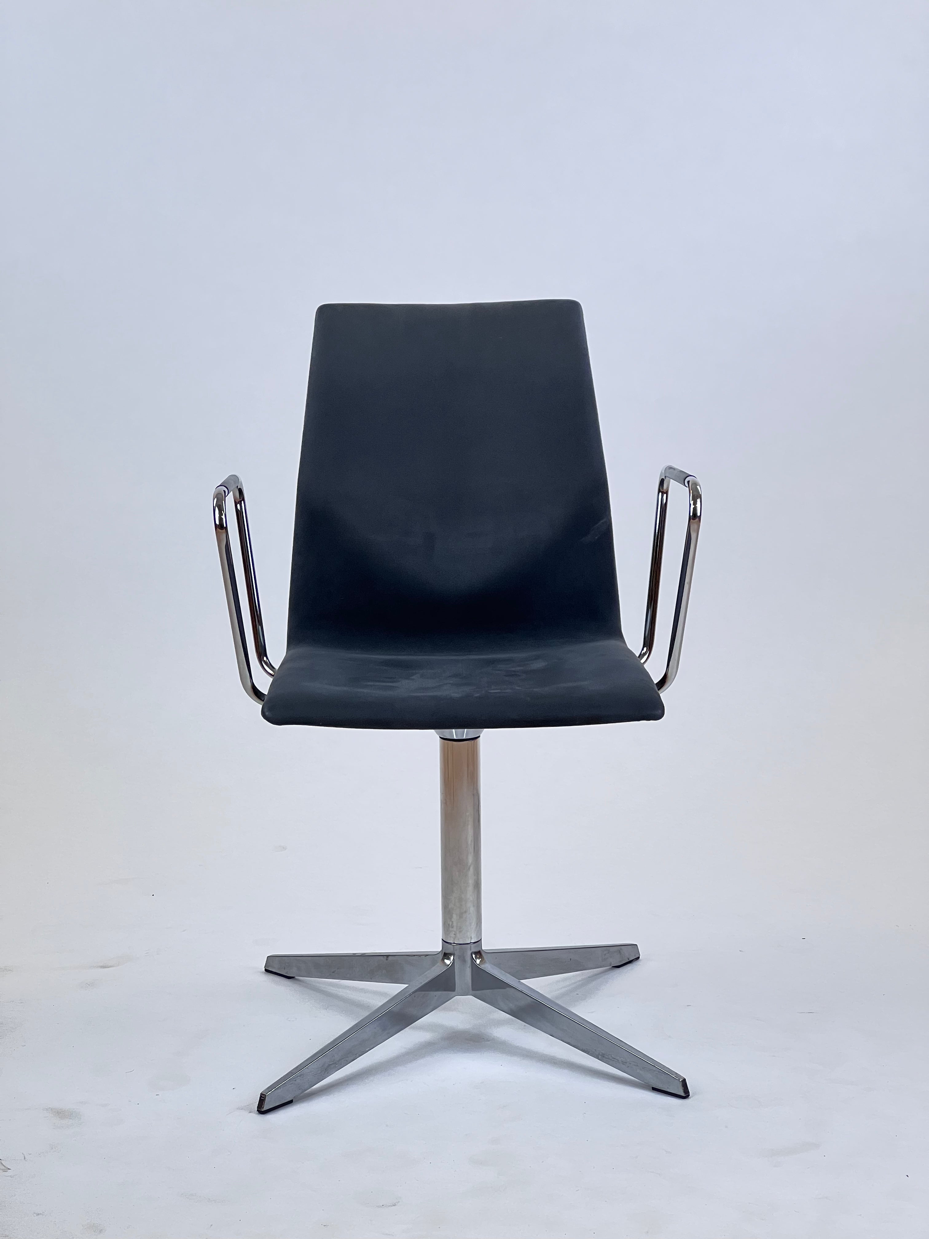 Four Design - 4-Cast Evo Mødestol