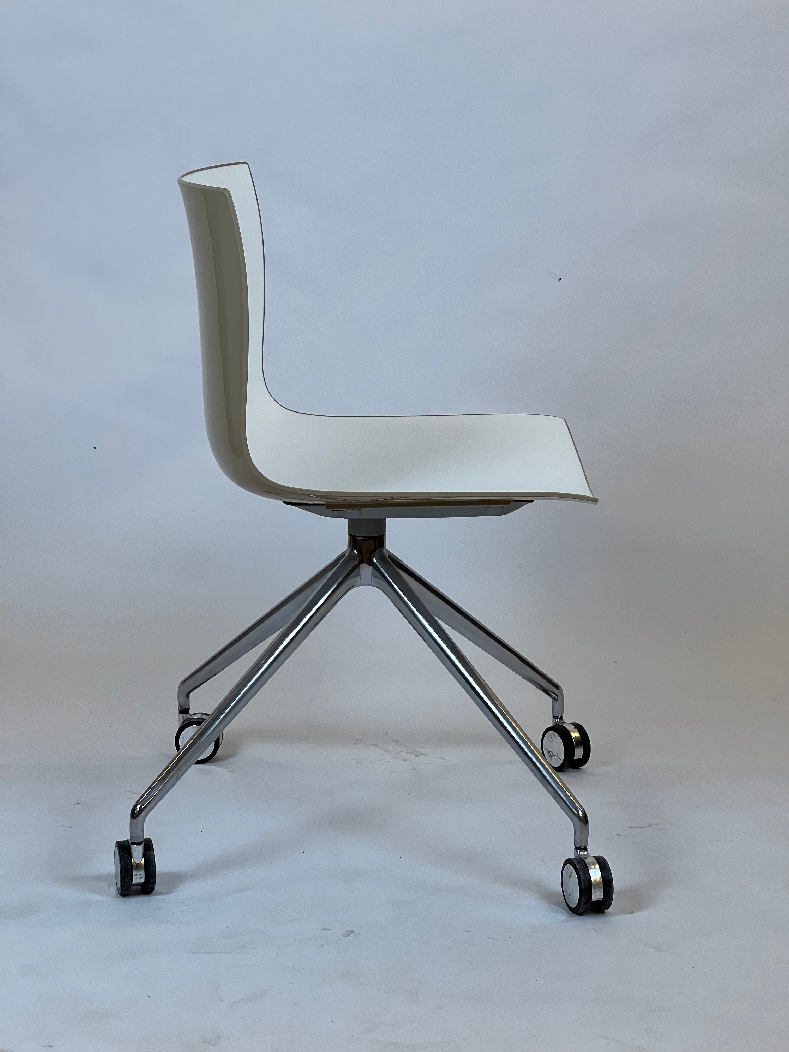 Arper Catifa 46 Skalstol