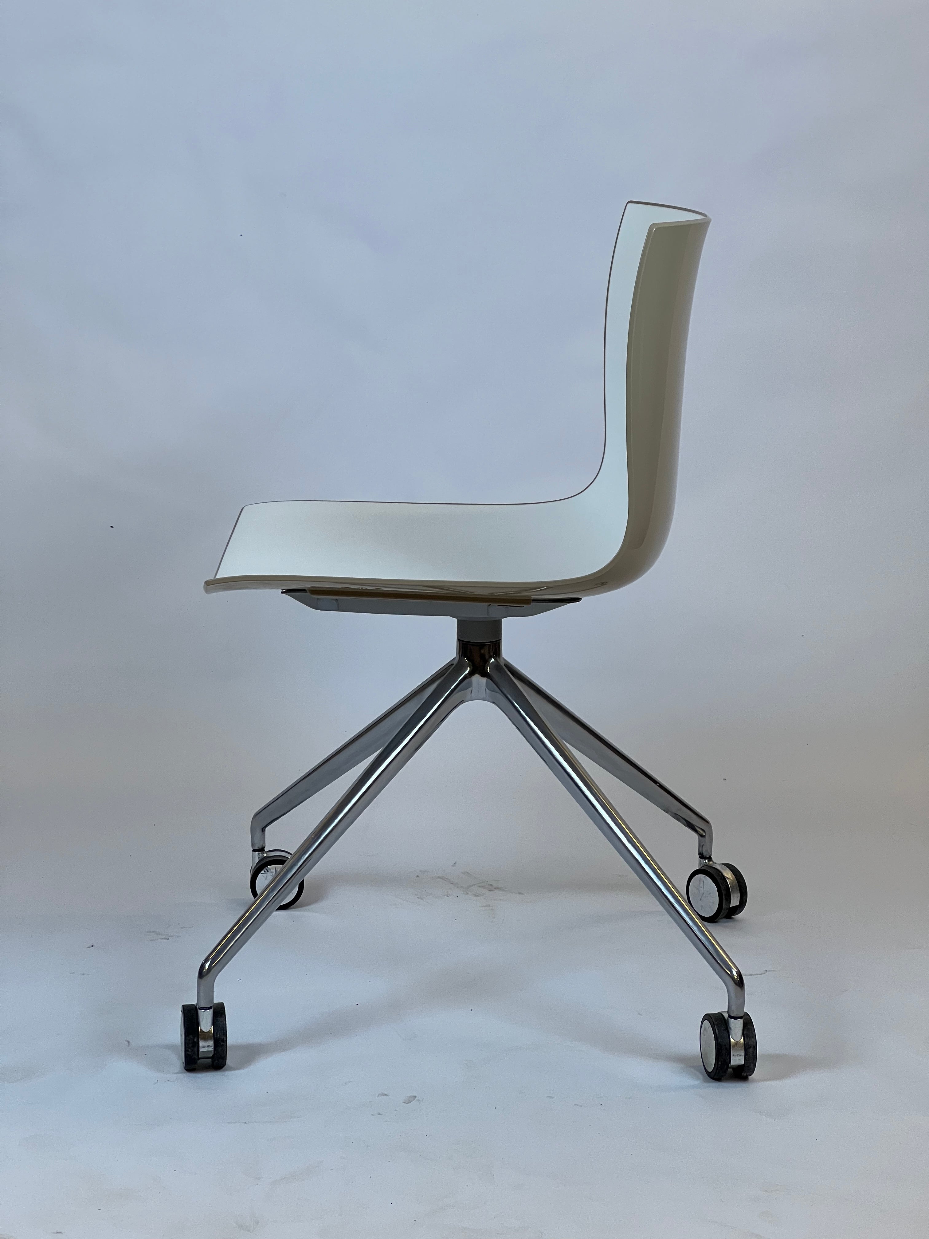 Arper Catifa 46 Skalstol