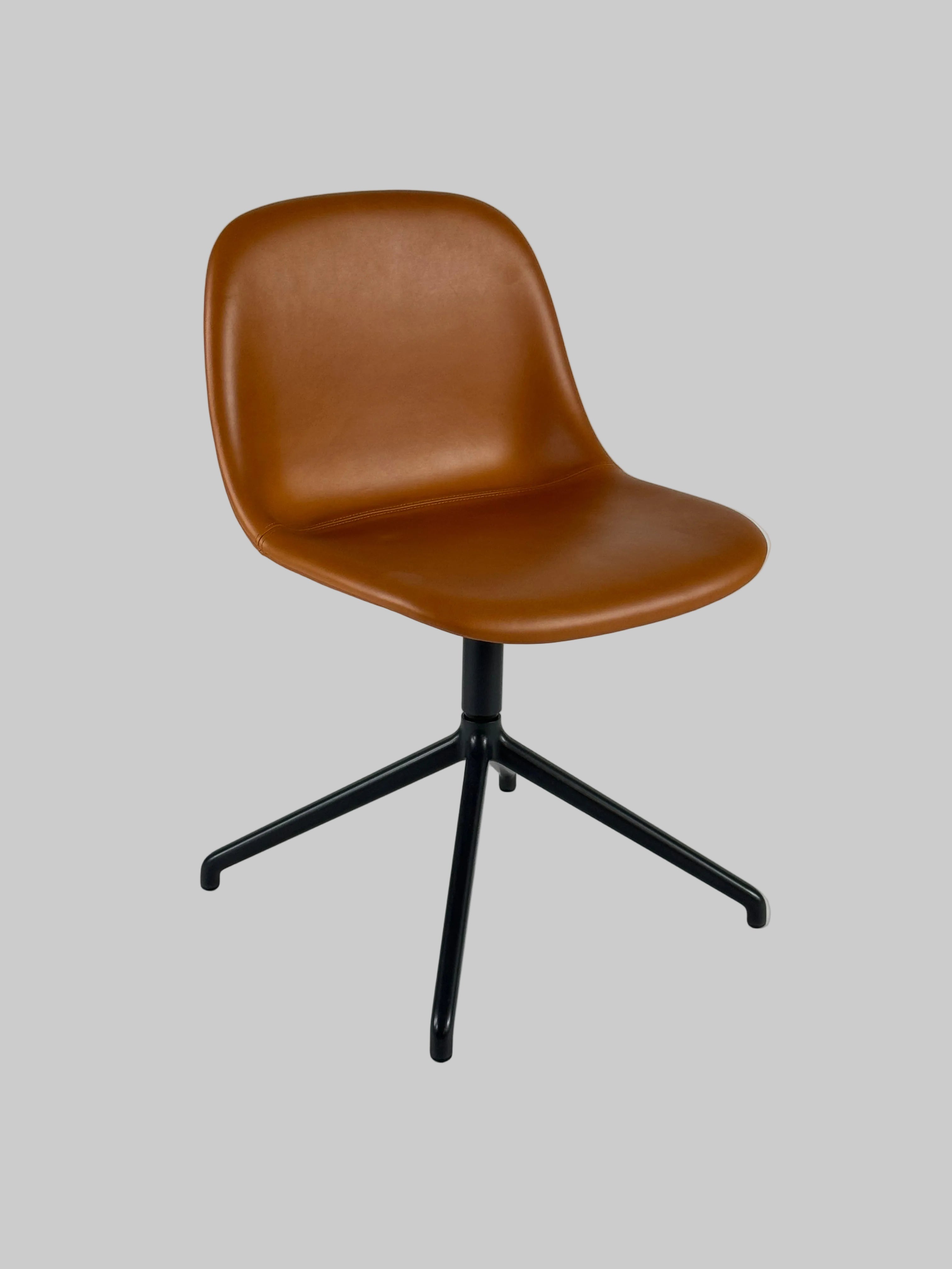 Muuto Fiber Side Chair Stol – Brun Læder