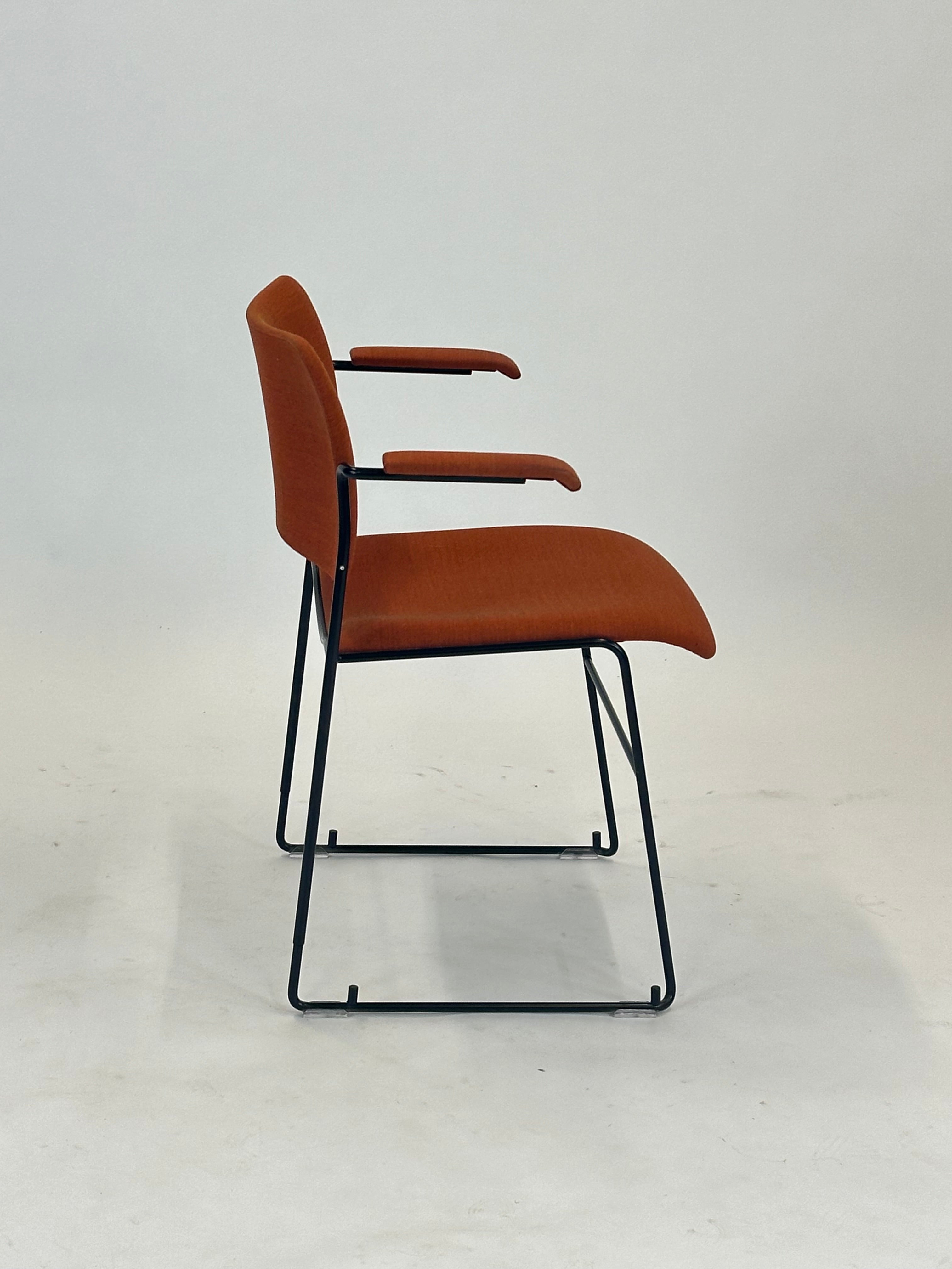 40/4 Konferencestol - Howe (Orange)