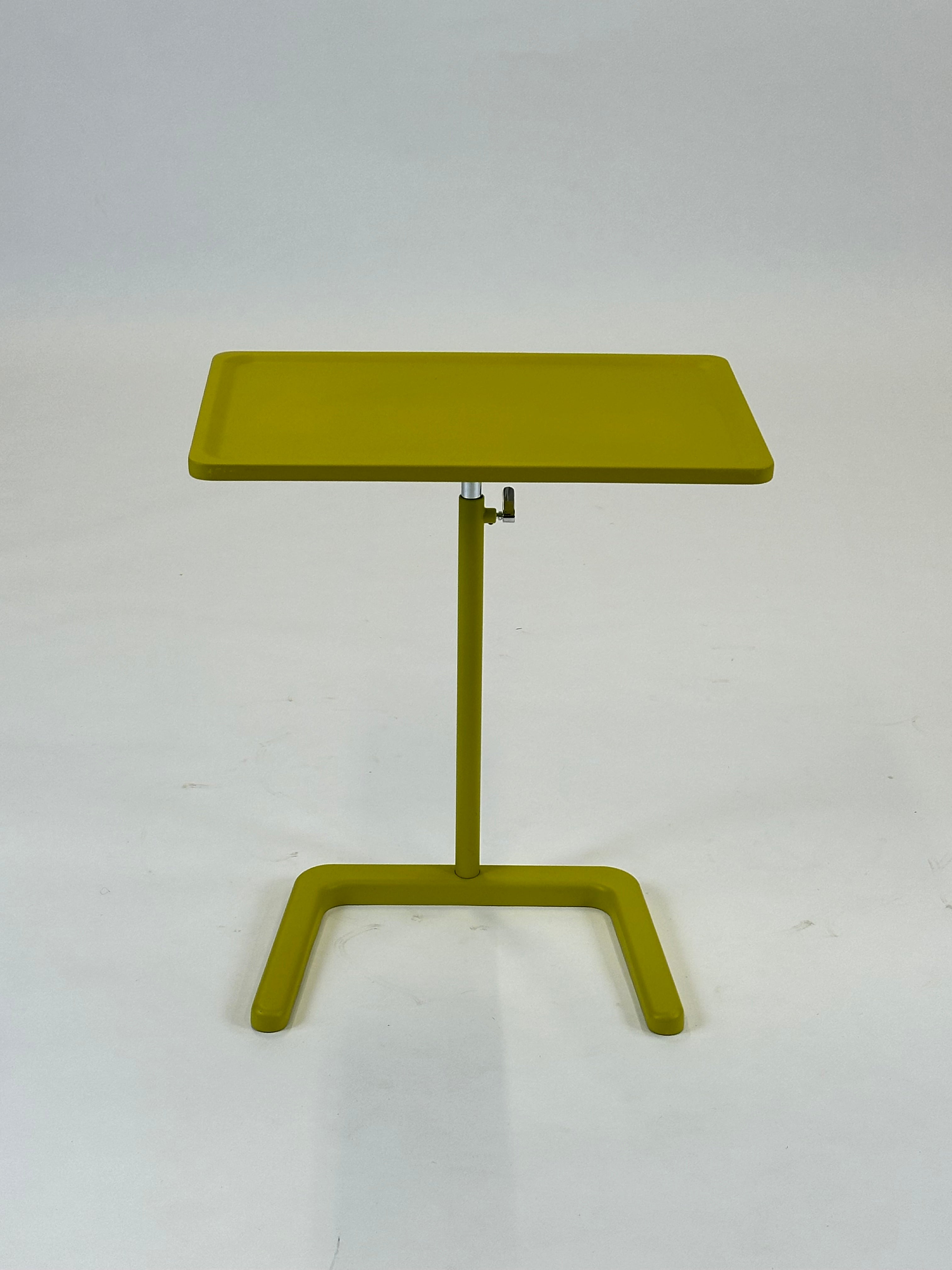 Vitra | NesTable