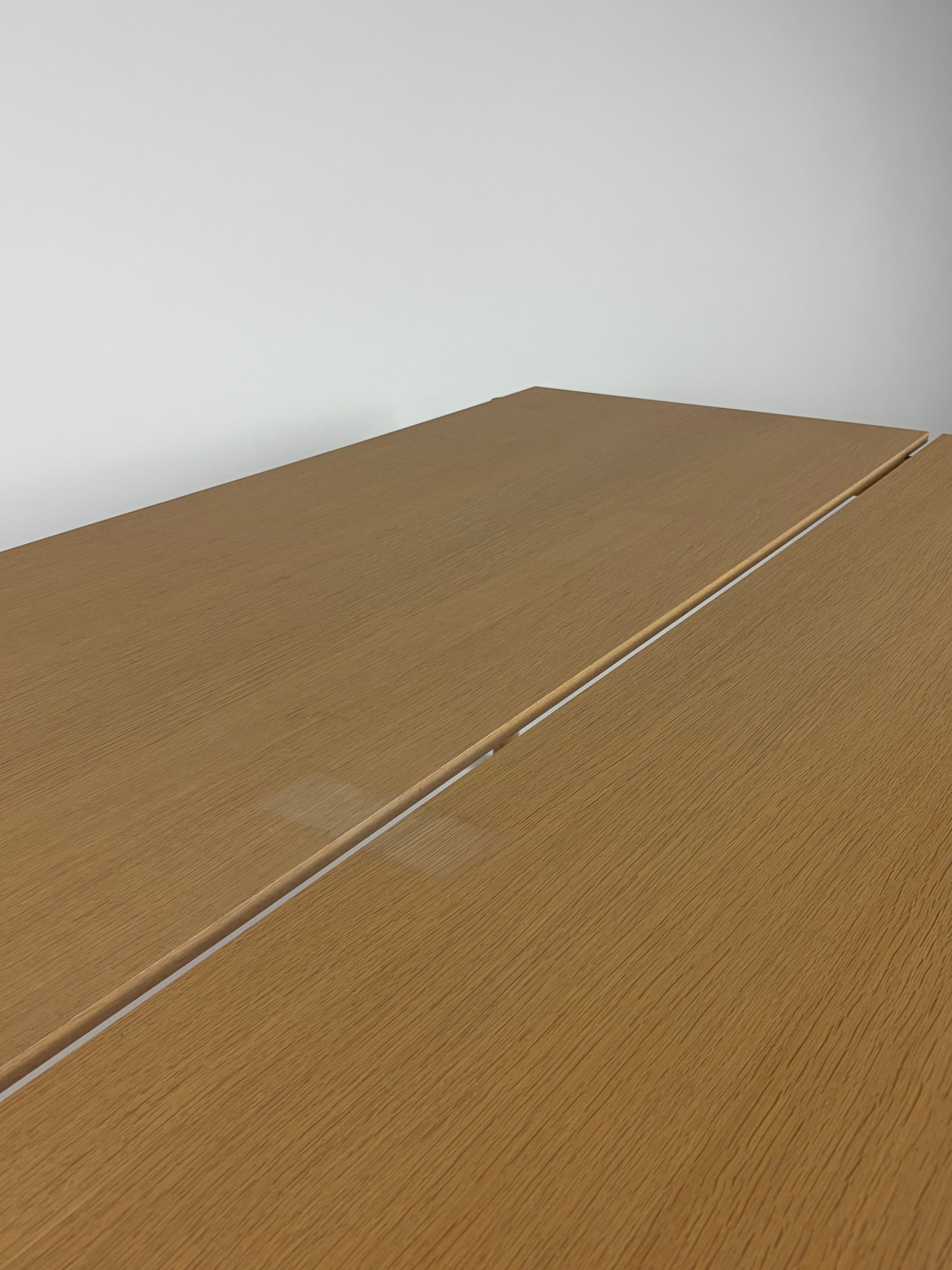 Muuto Linear System Bord – Natur 240x142cm