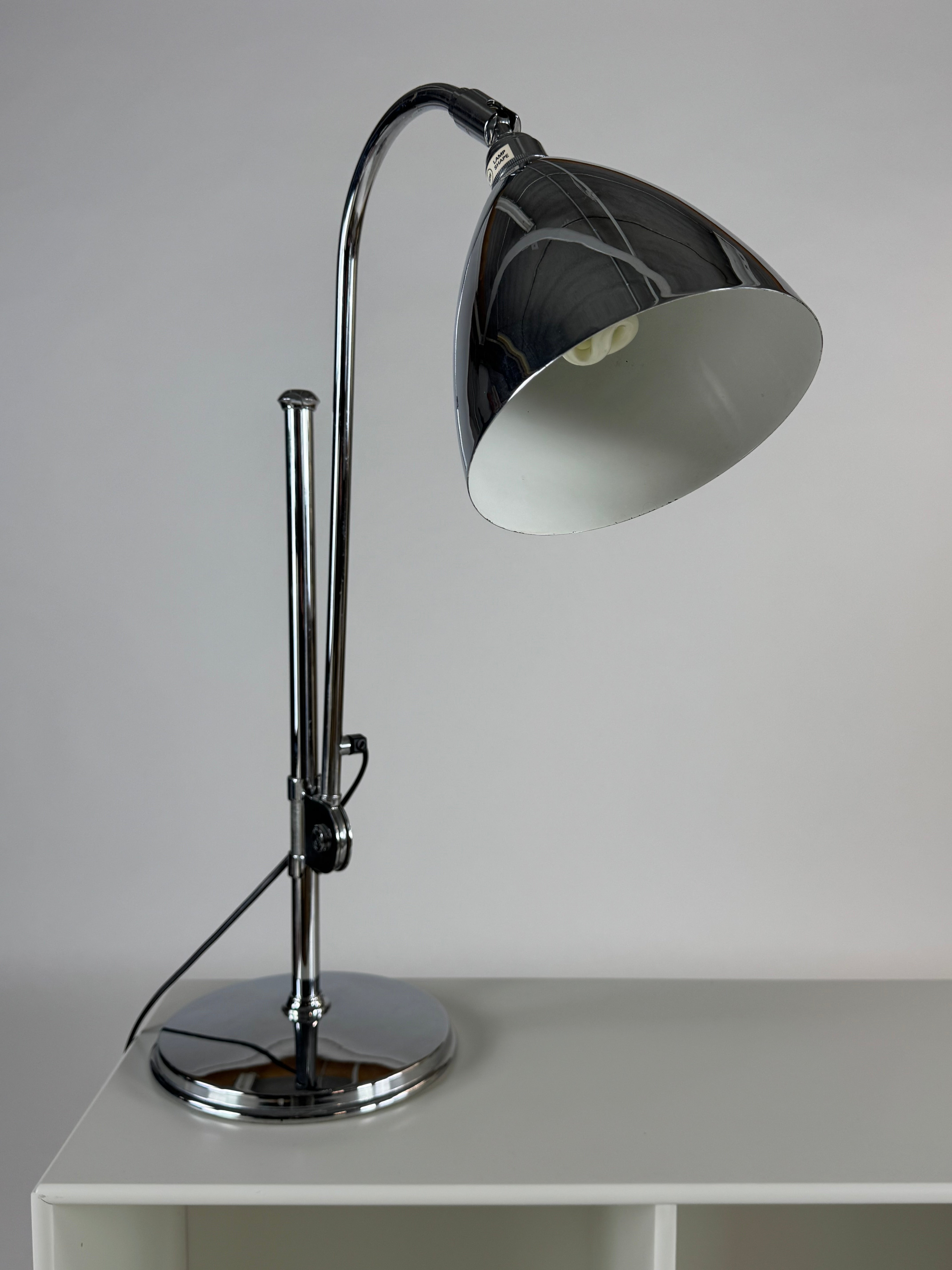 Gubi Bestlite BL1 – Krom