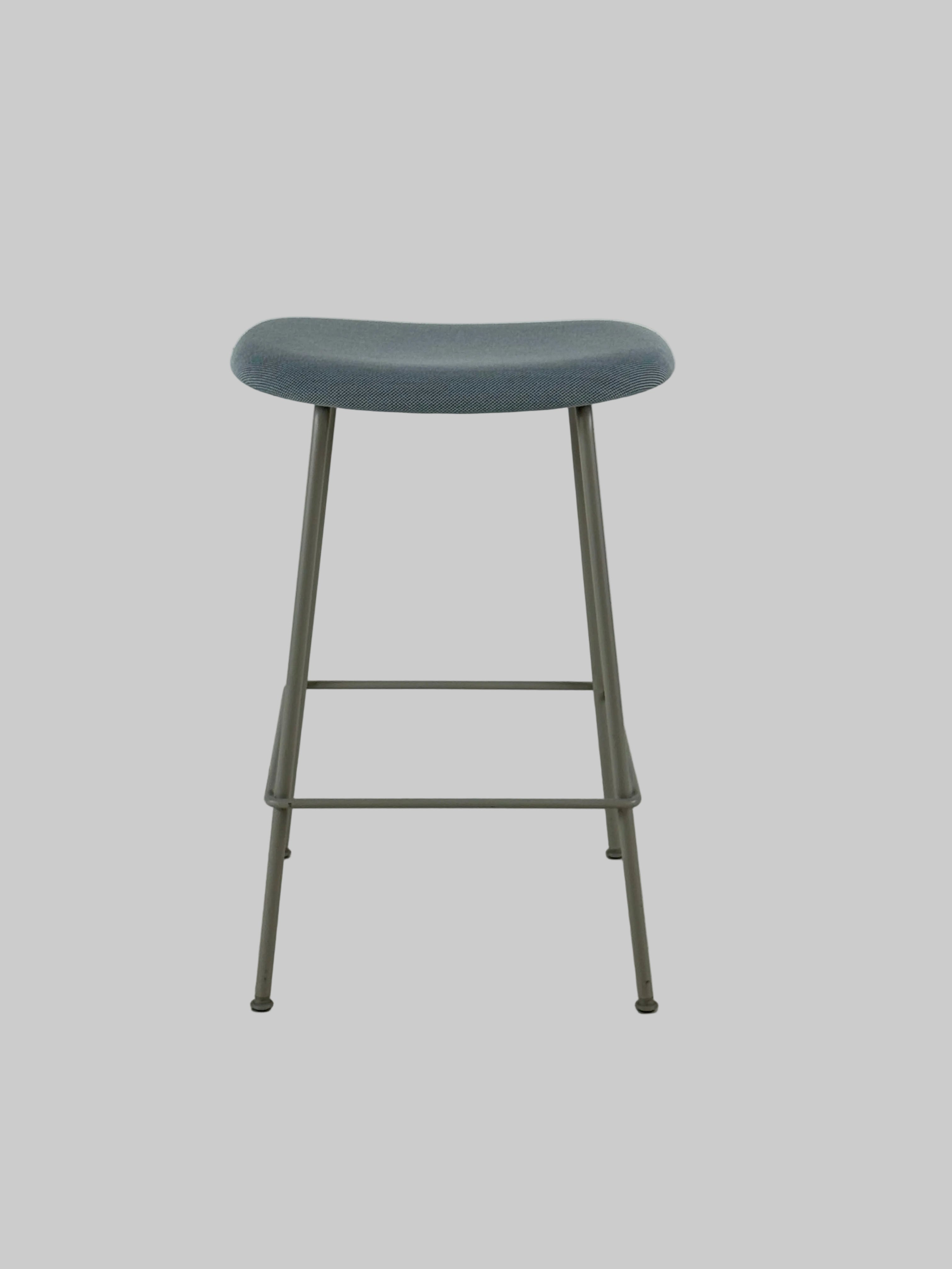 Muuto Fiber Barstol – Blå/Gråt Stel SH 67cm