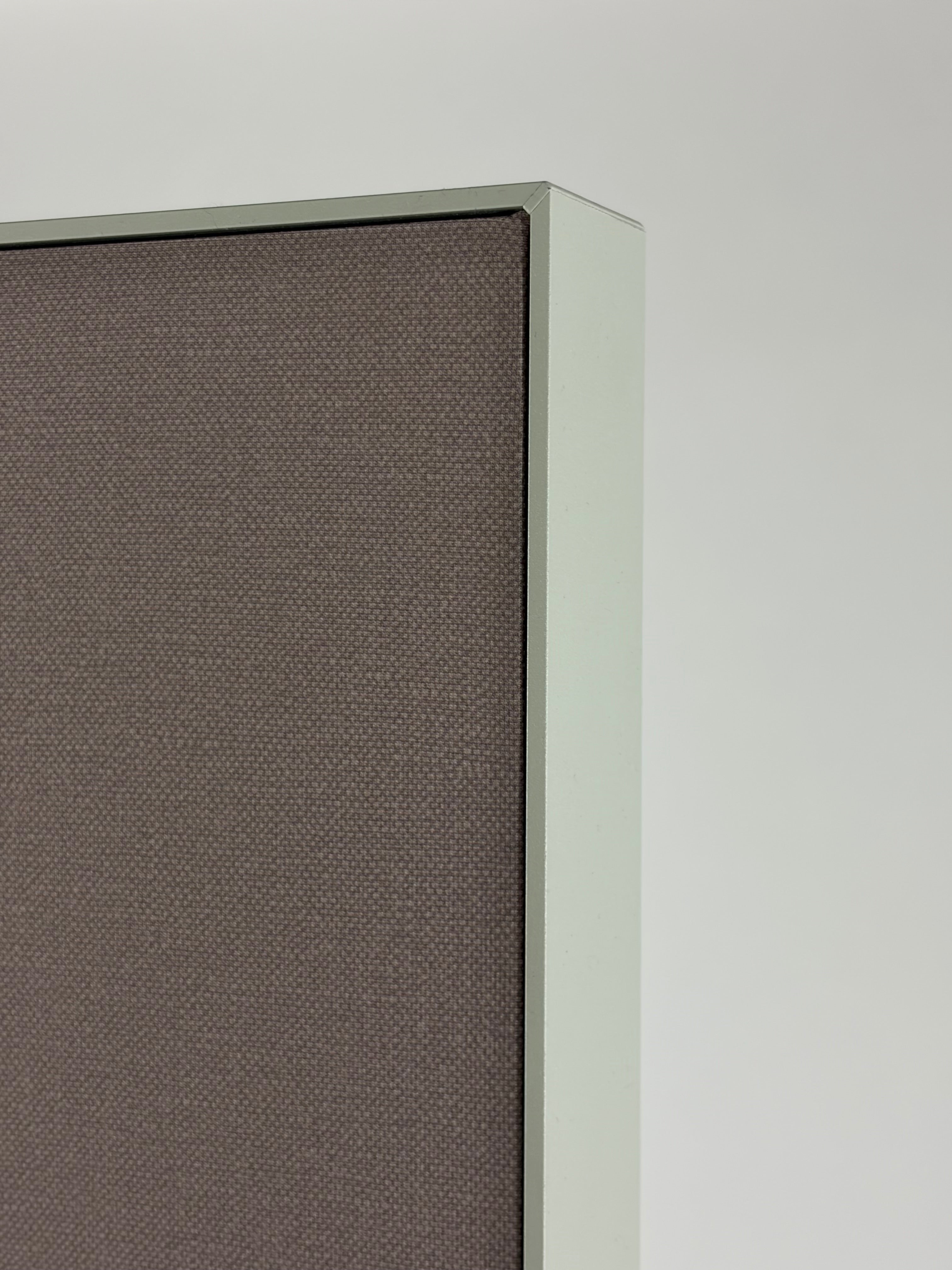 Akuart Supersonic Floor Screen – Grå 120x180cm