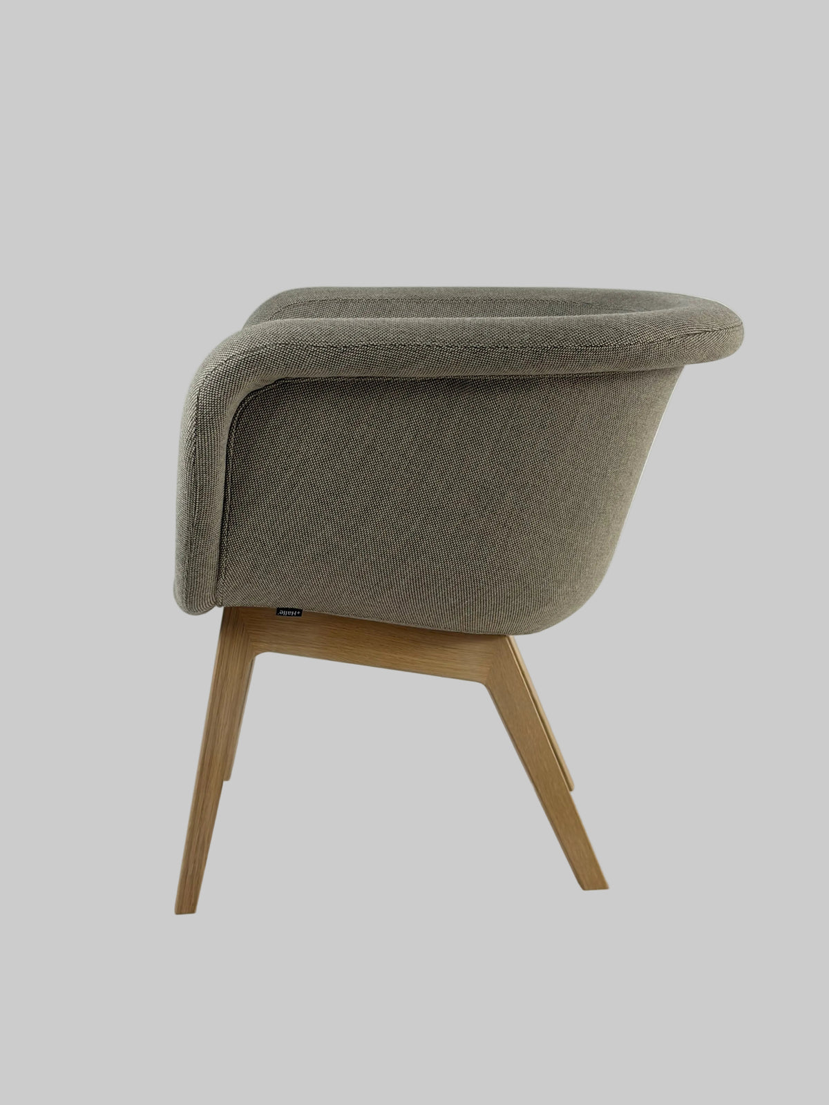 +HALLE Chester Loungestol – Beige/Eg Stel