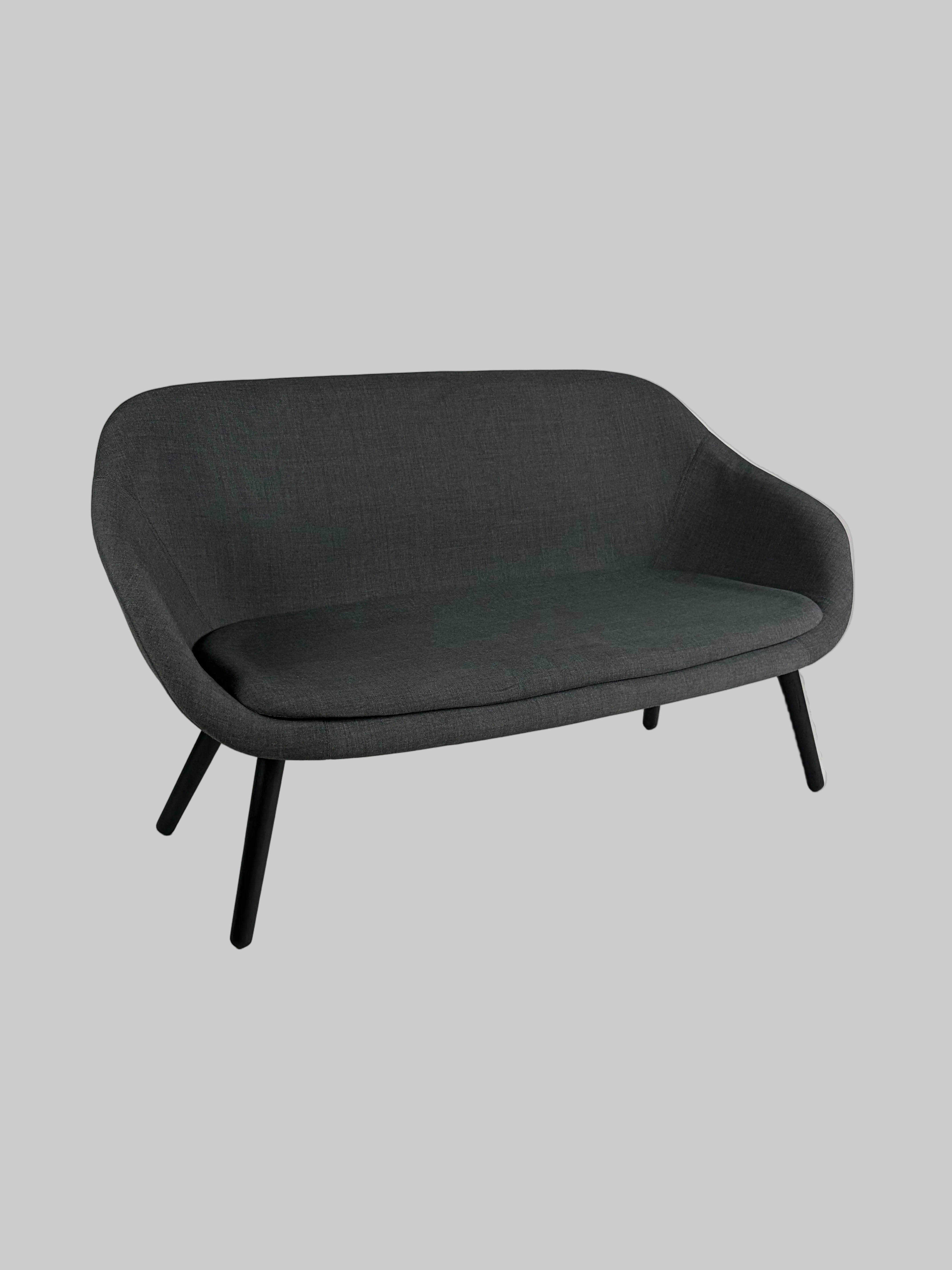 HAY AAL Sofa – Grå/Sort Stel