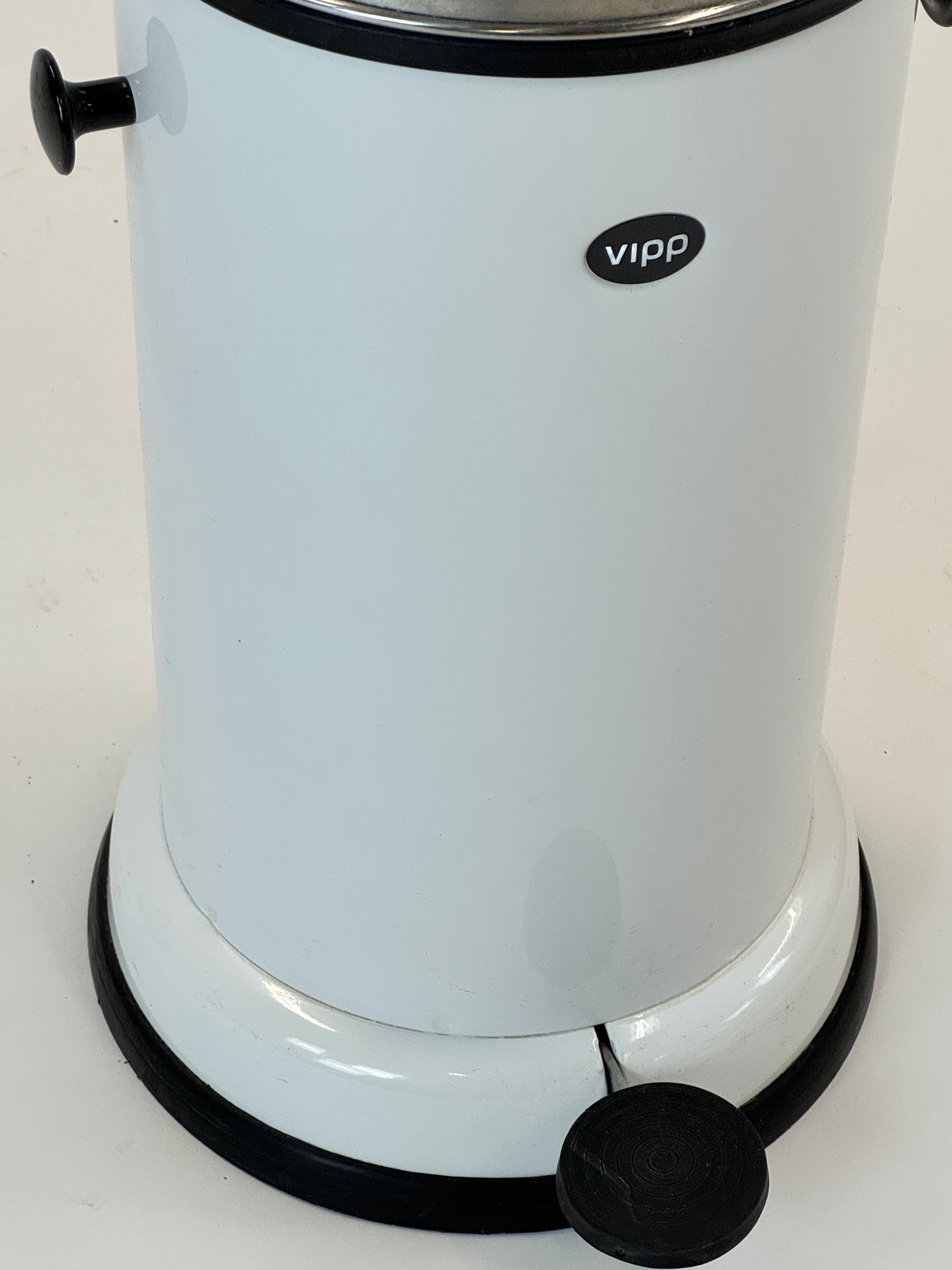 Vipp | 15 Pedalspand