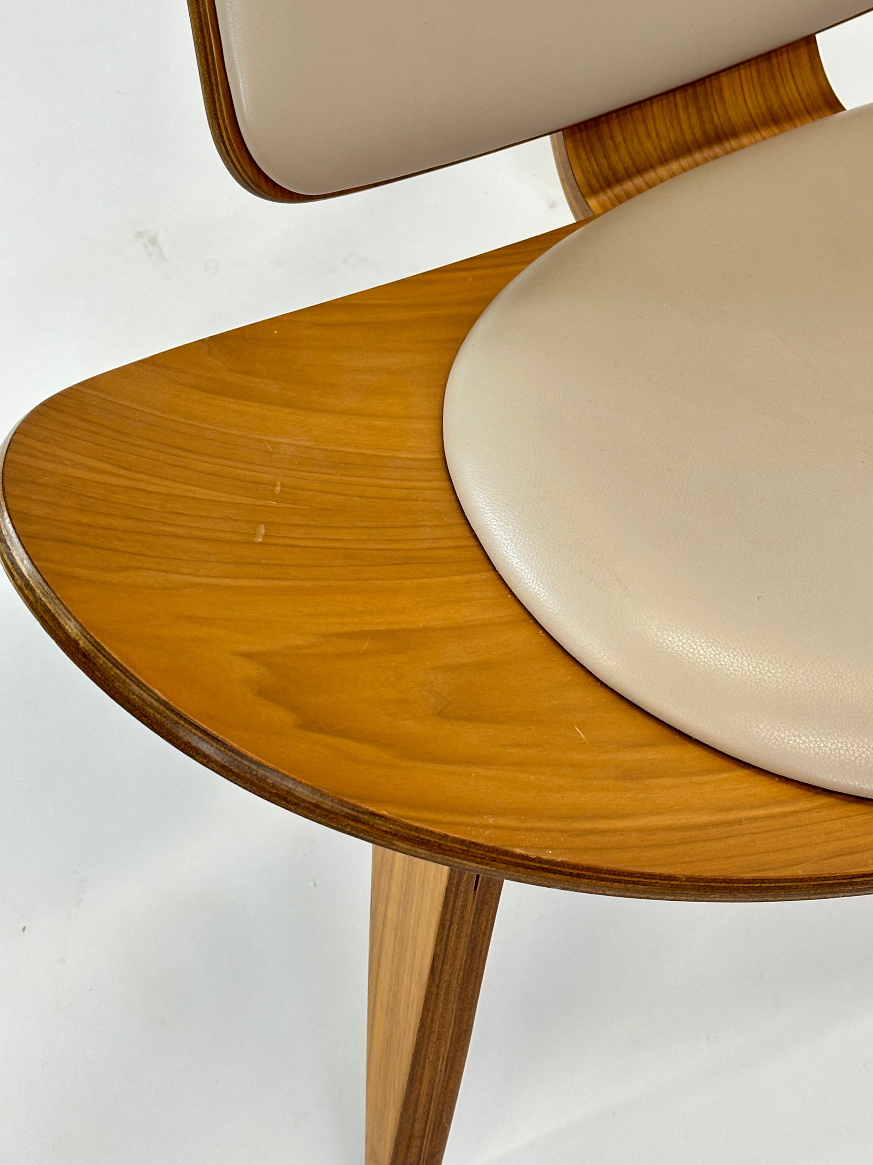 Carl Hansen & Søn | CH07 - Skalstolen