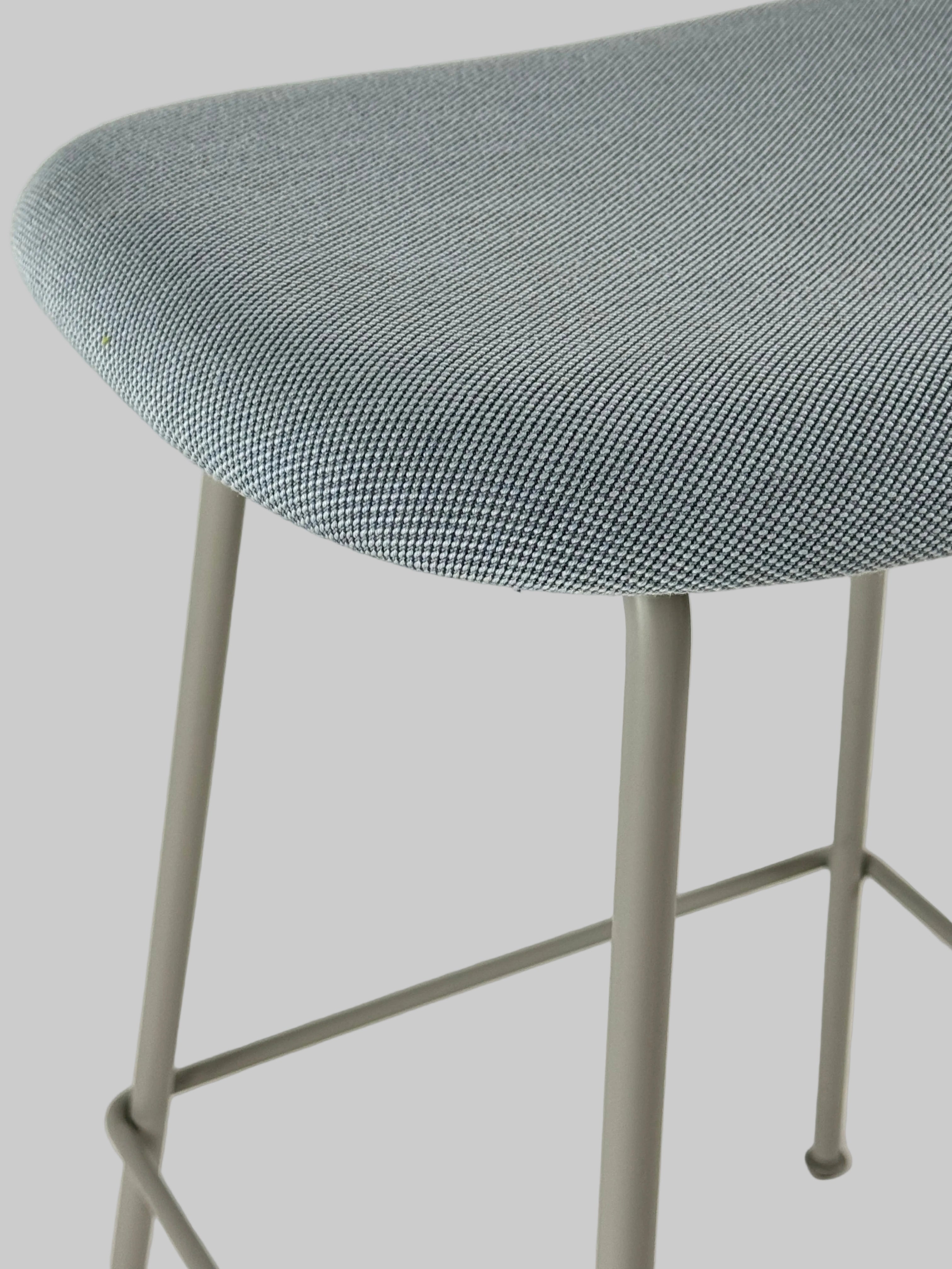 Muuto Fiber Barstol – Blå/Gråt Stel SH 67cm