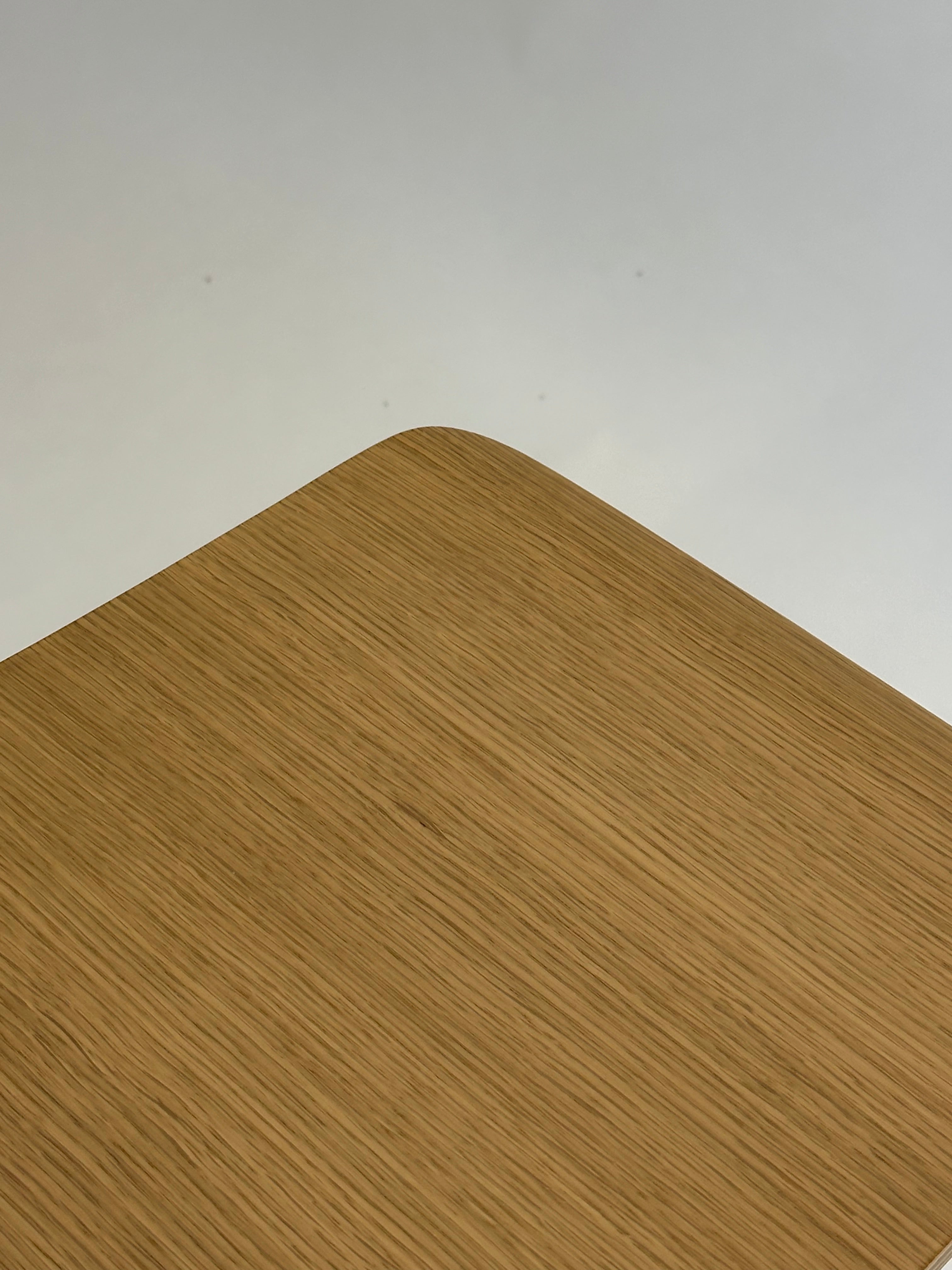 Four Design Share Stool Barstol