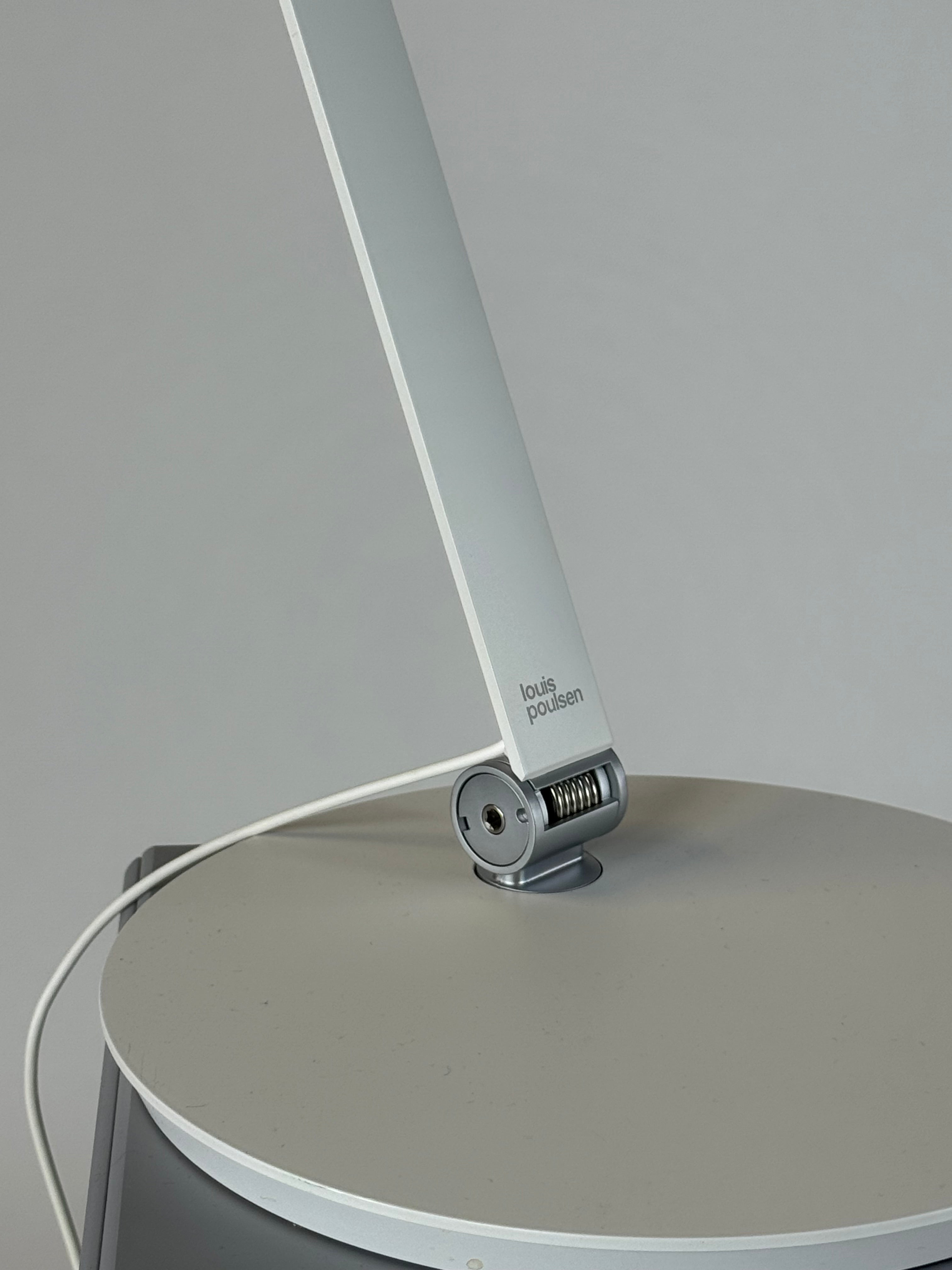 Louis Poulsen NJP Bordlampe - Hvid