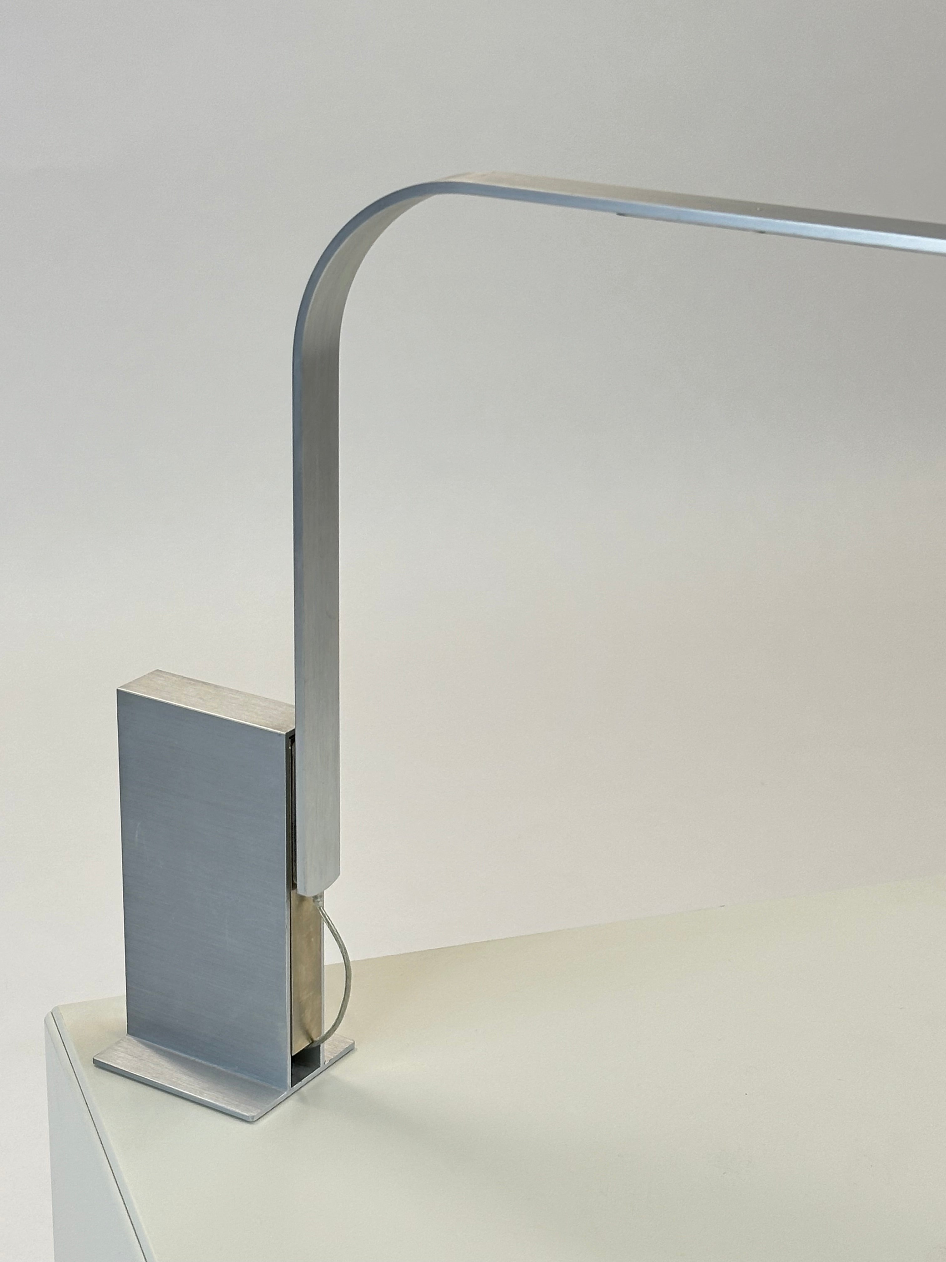 Pablo Designs | LIM Bordlampe