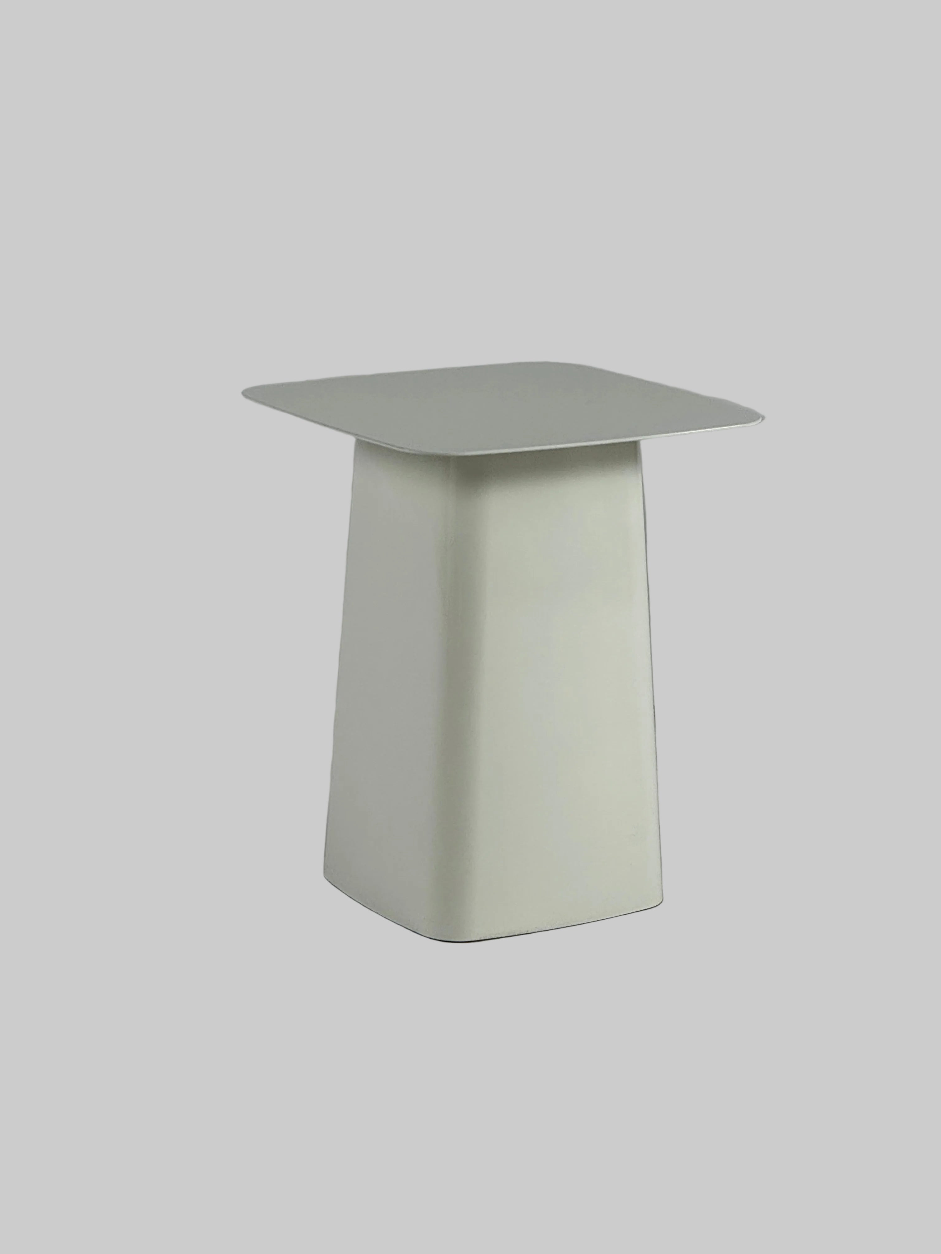 Vitra Metal Side Table Medium  – Hvid 40x40x45cm