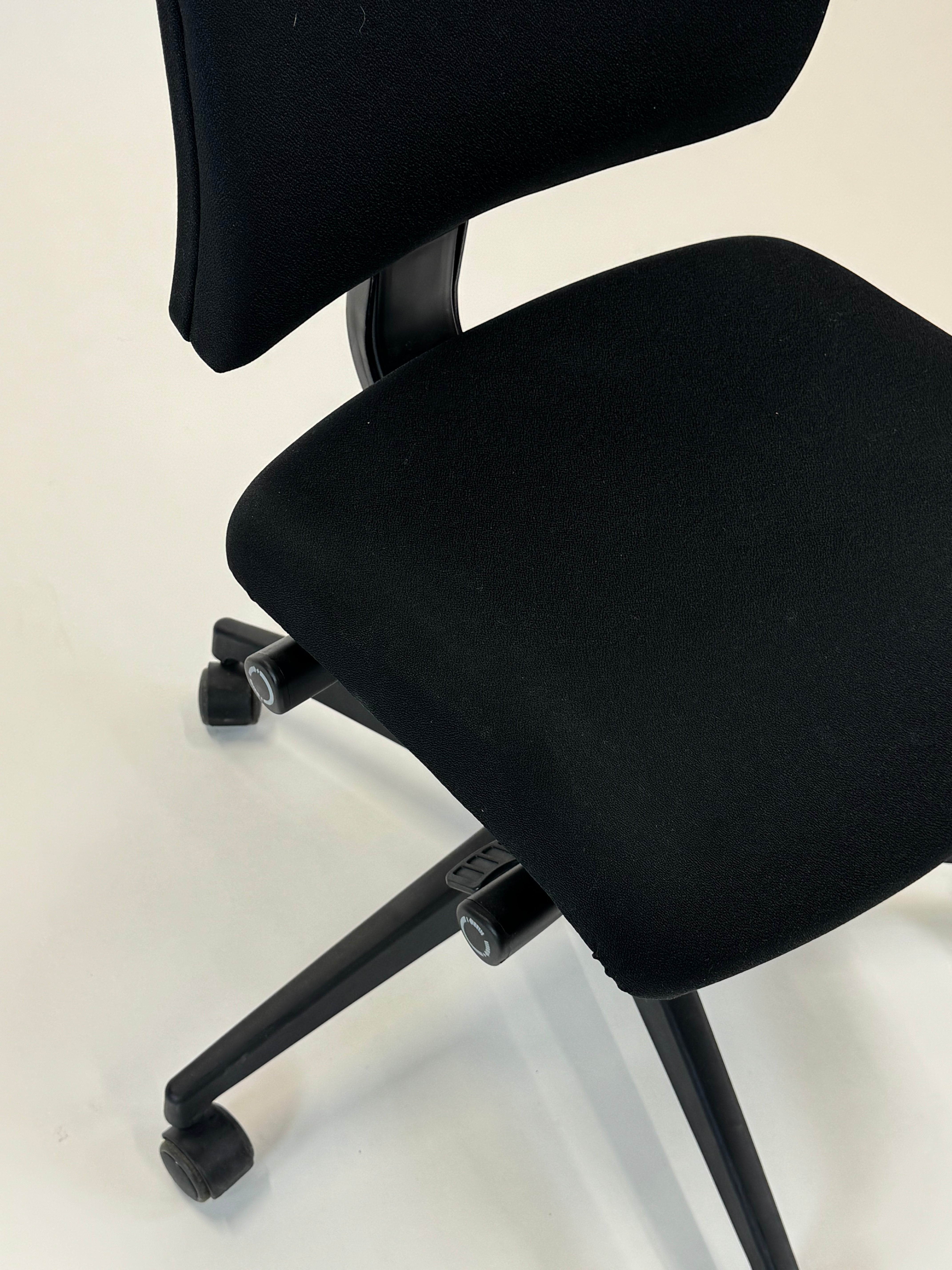 Interstuhl | Geos 16G2