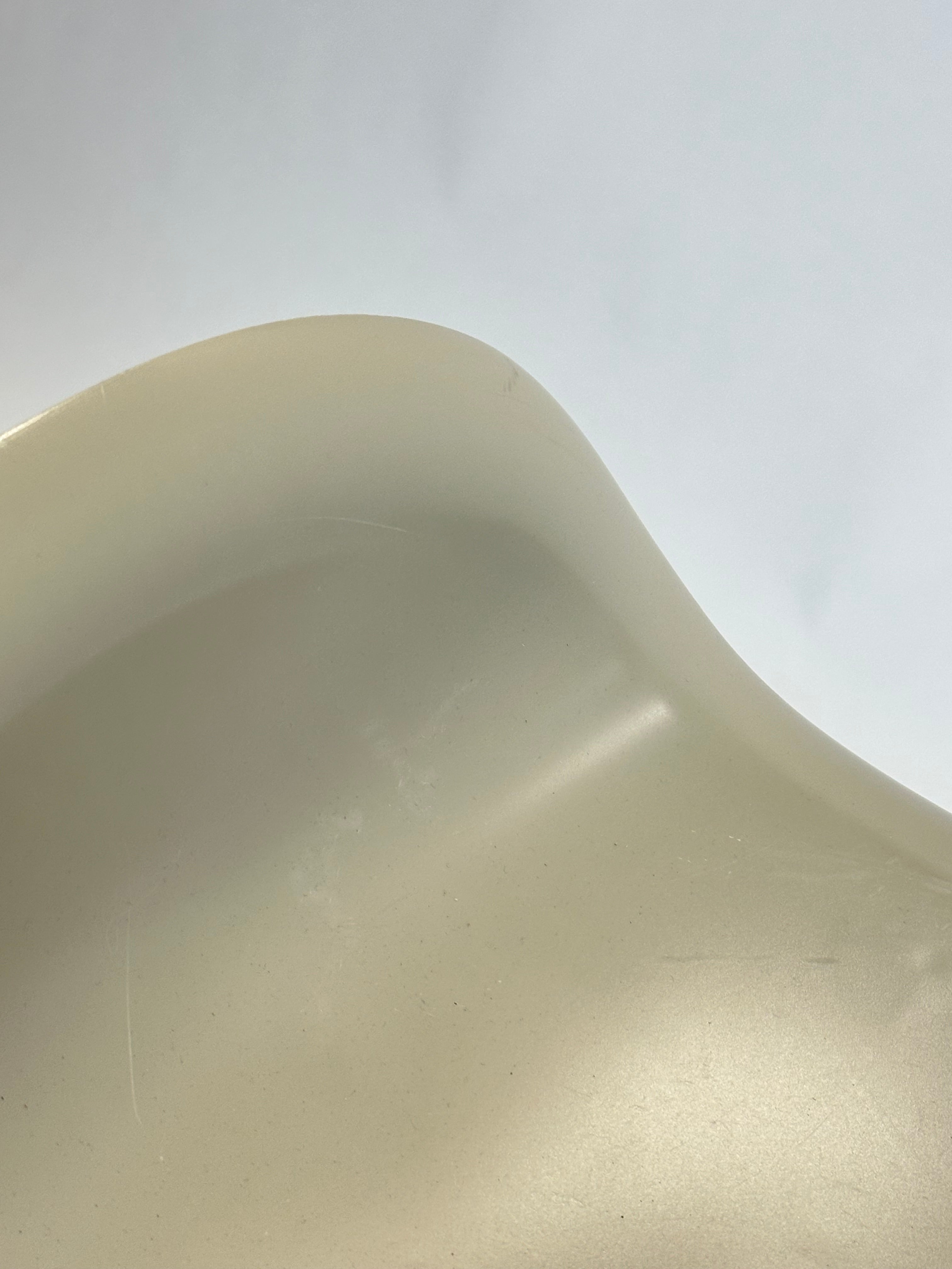 GUBI |  3D Bar Stool (Lysegrå)