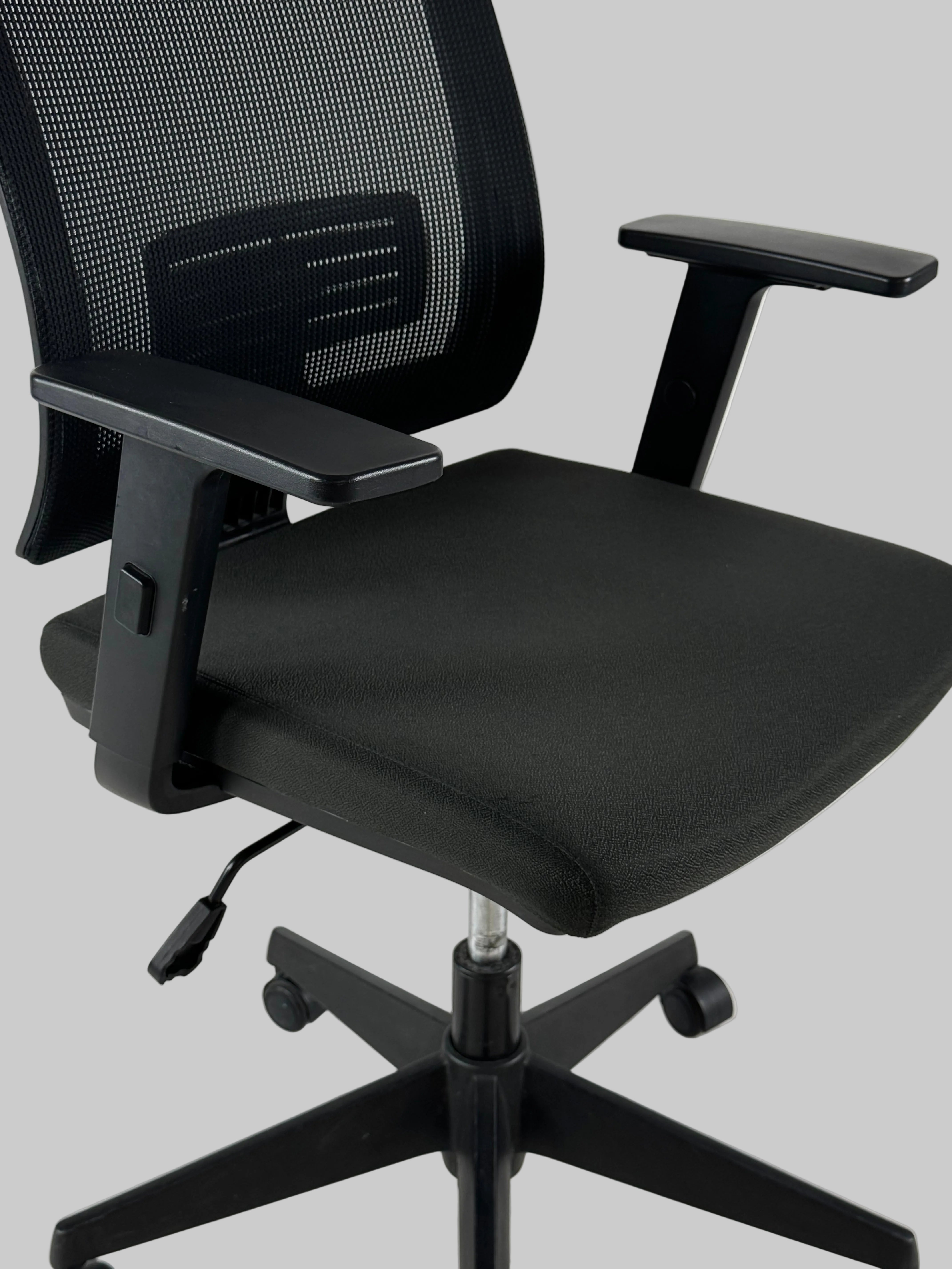 Lorell SOHO Kontorstol – Sort Mesh