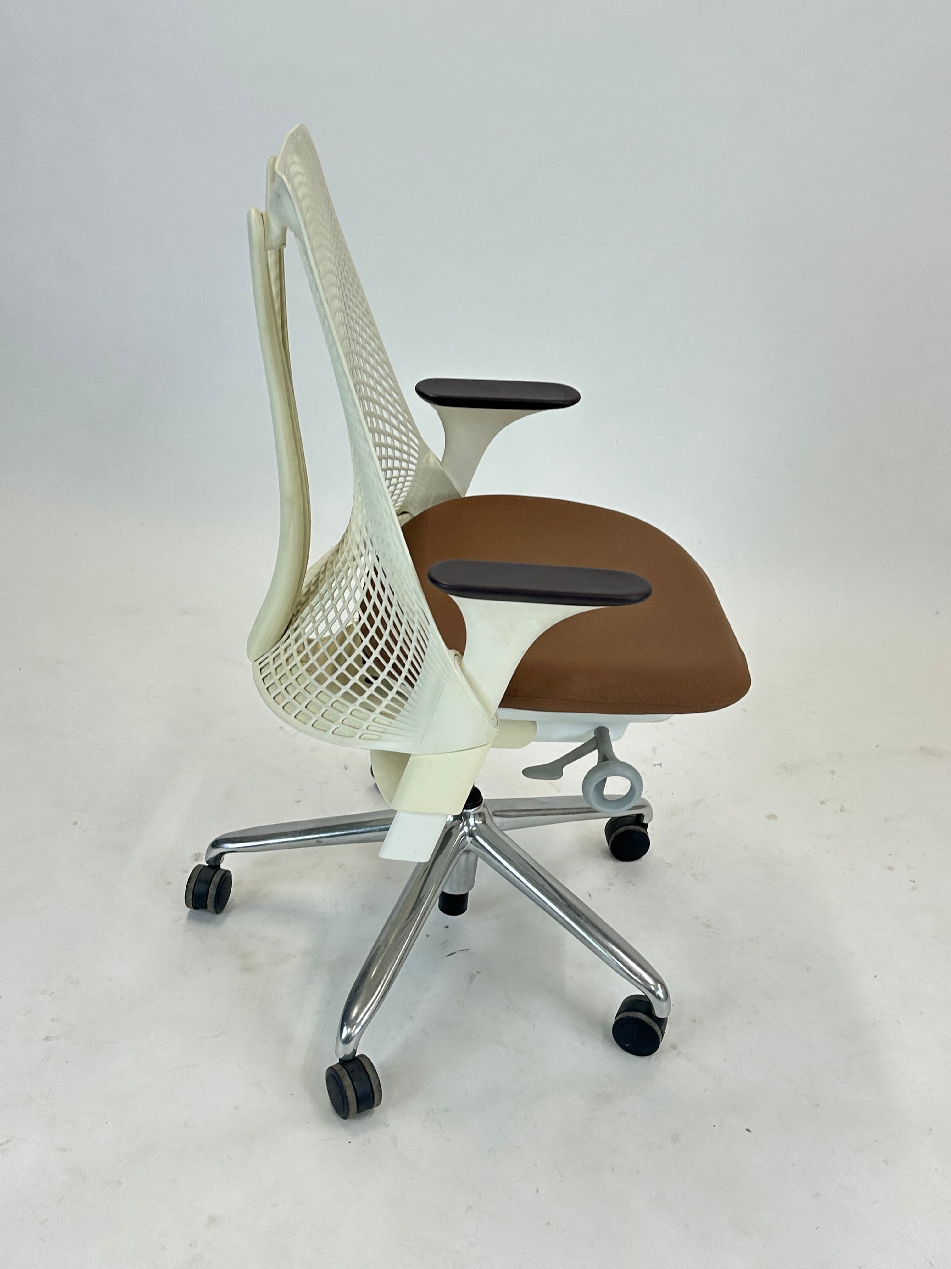 Herman Miller Sayl Kontorstol (Brun)