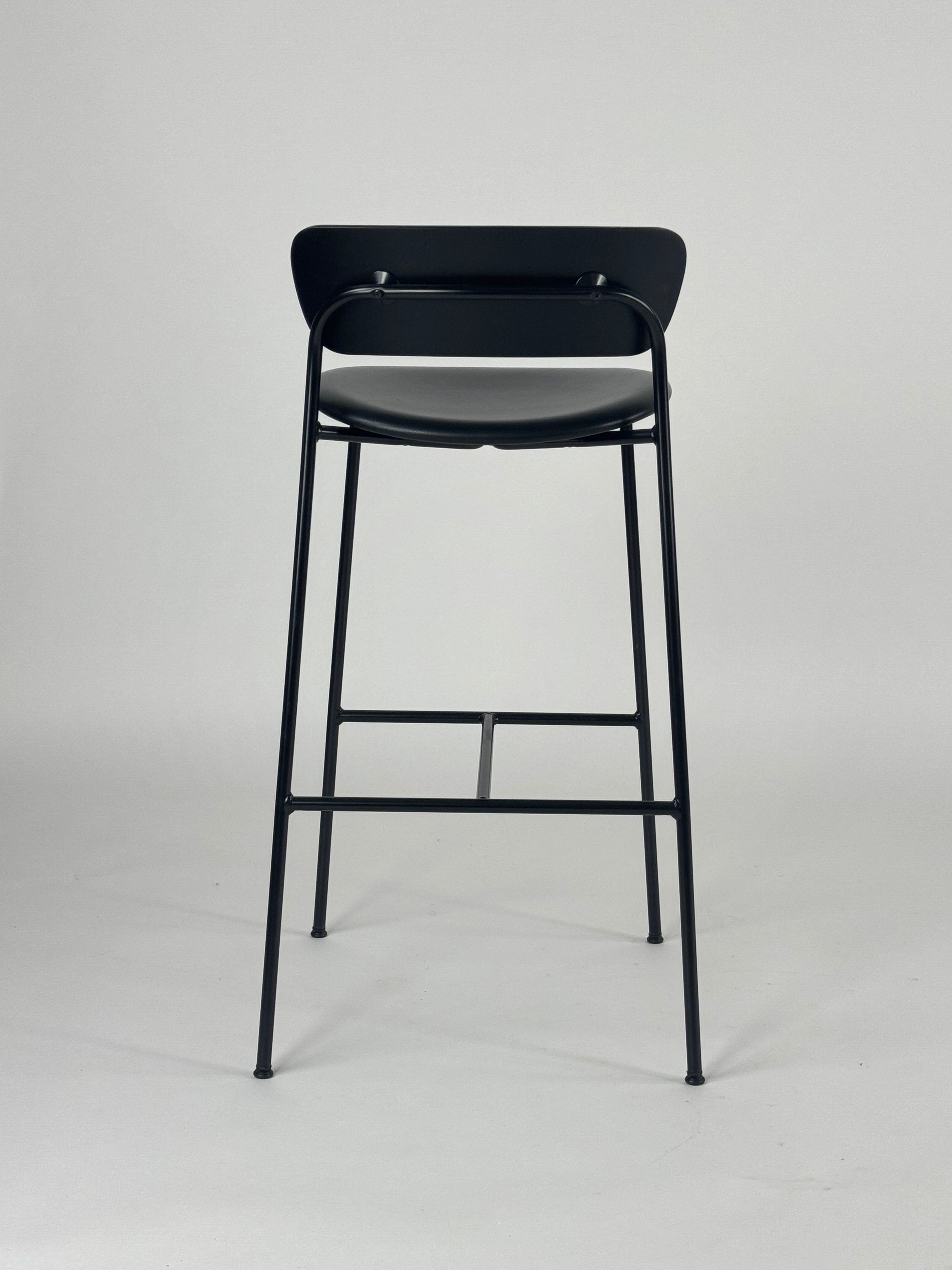 &Tradition Pavilion AV10 Barstol – Sort Læder