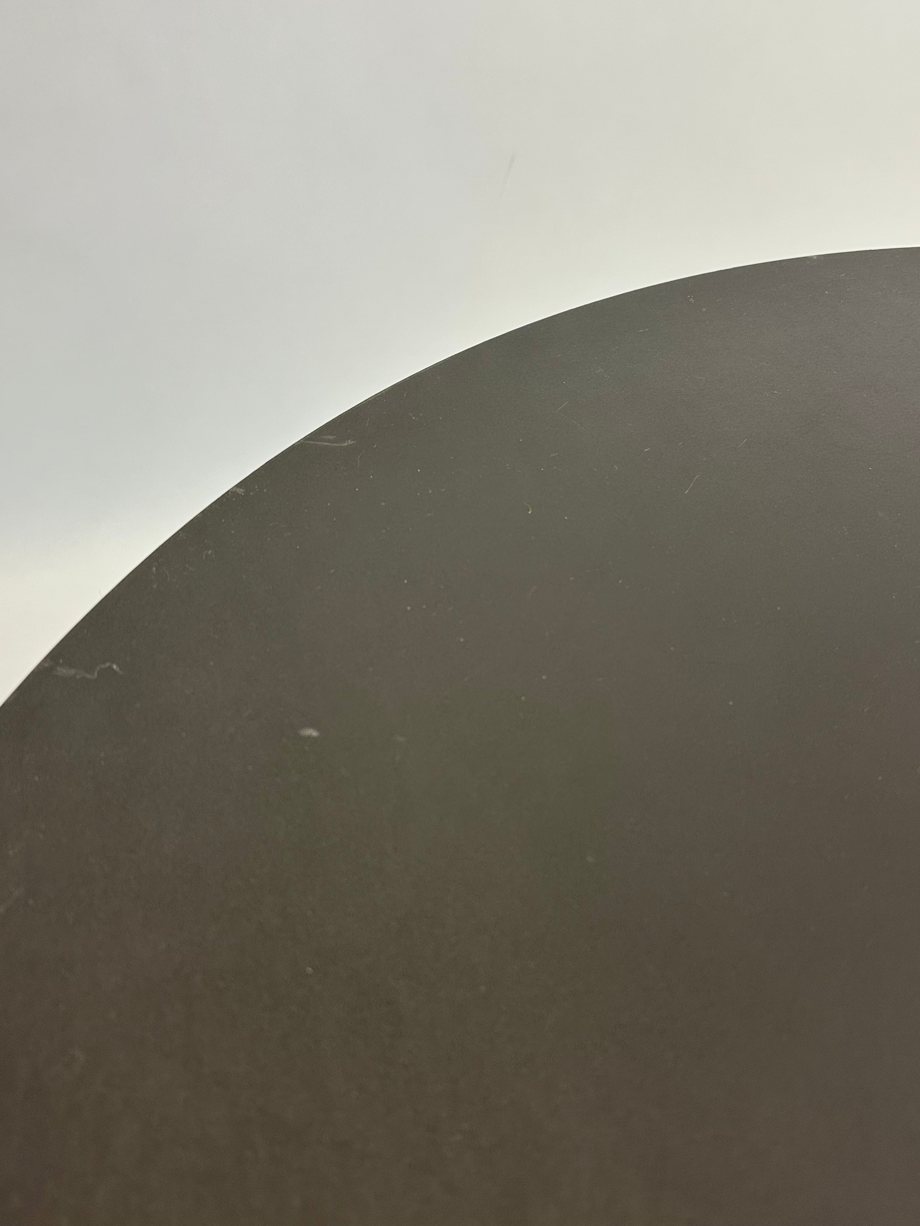 Vitra Eames Round Table