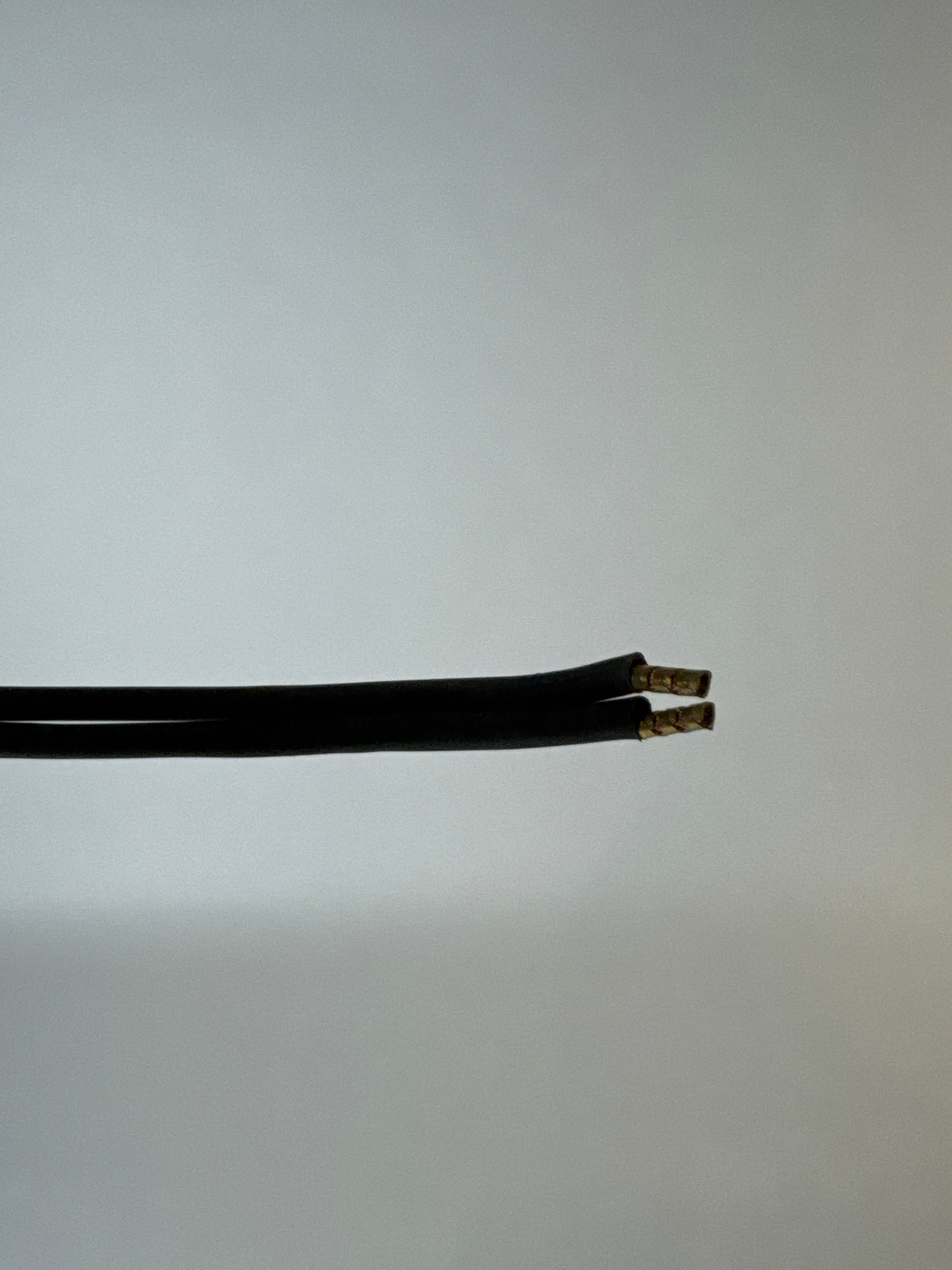 GUBI Gräshoppa Lampe – Sort H 23 cm