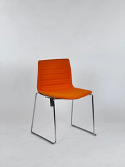 Arper Catifa 46 konferencestol Carrot