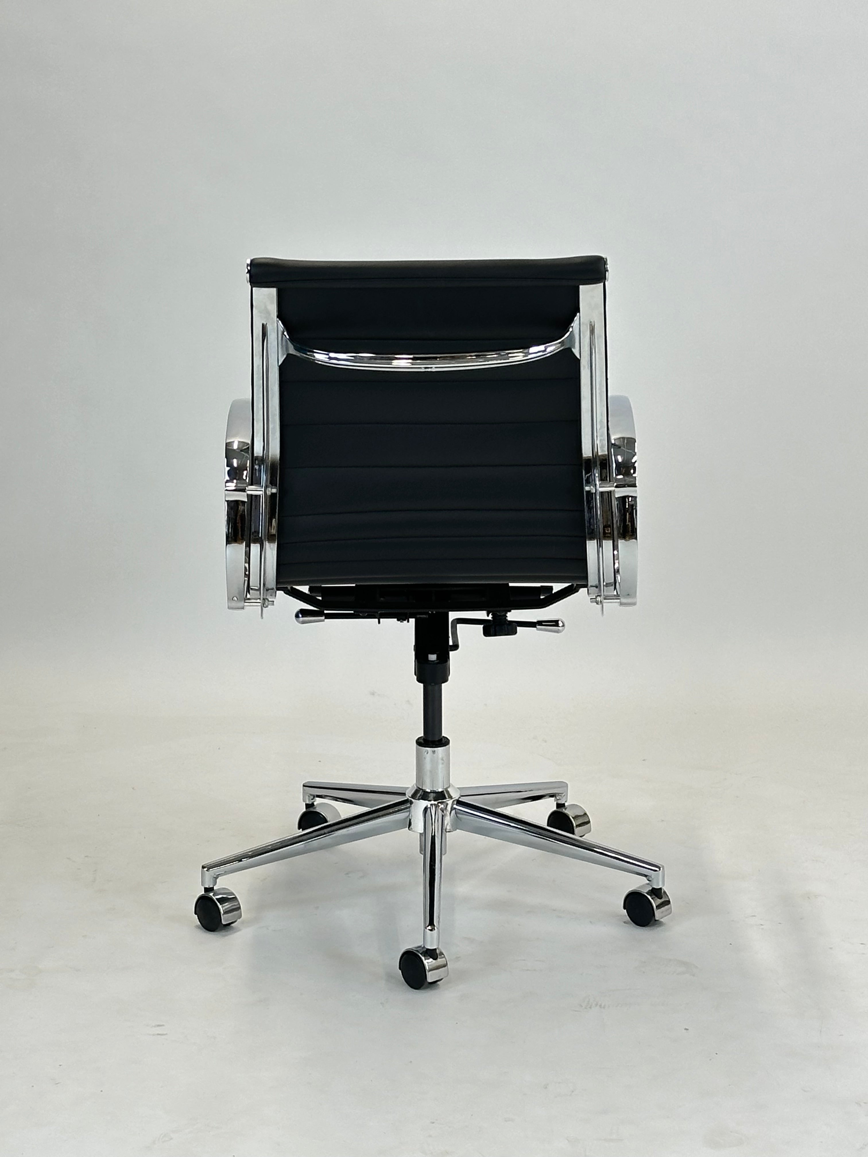 Elegant Sort Kontorstol