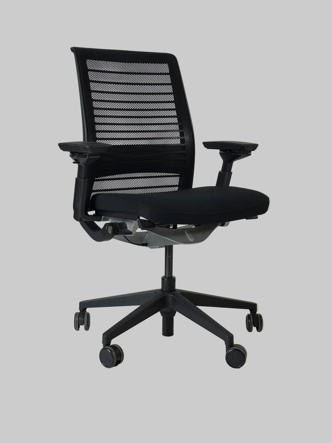 Steelcase Think Kontorstol – Sort