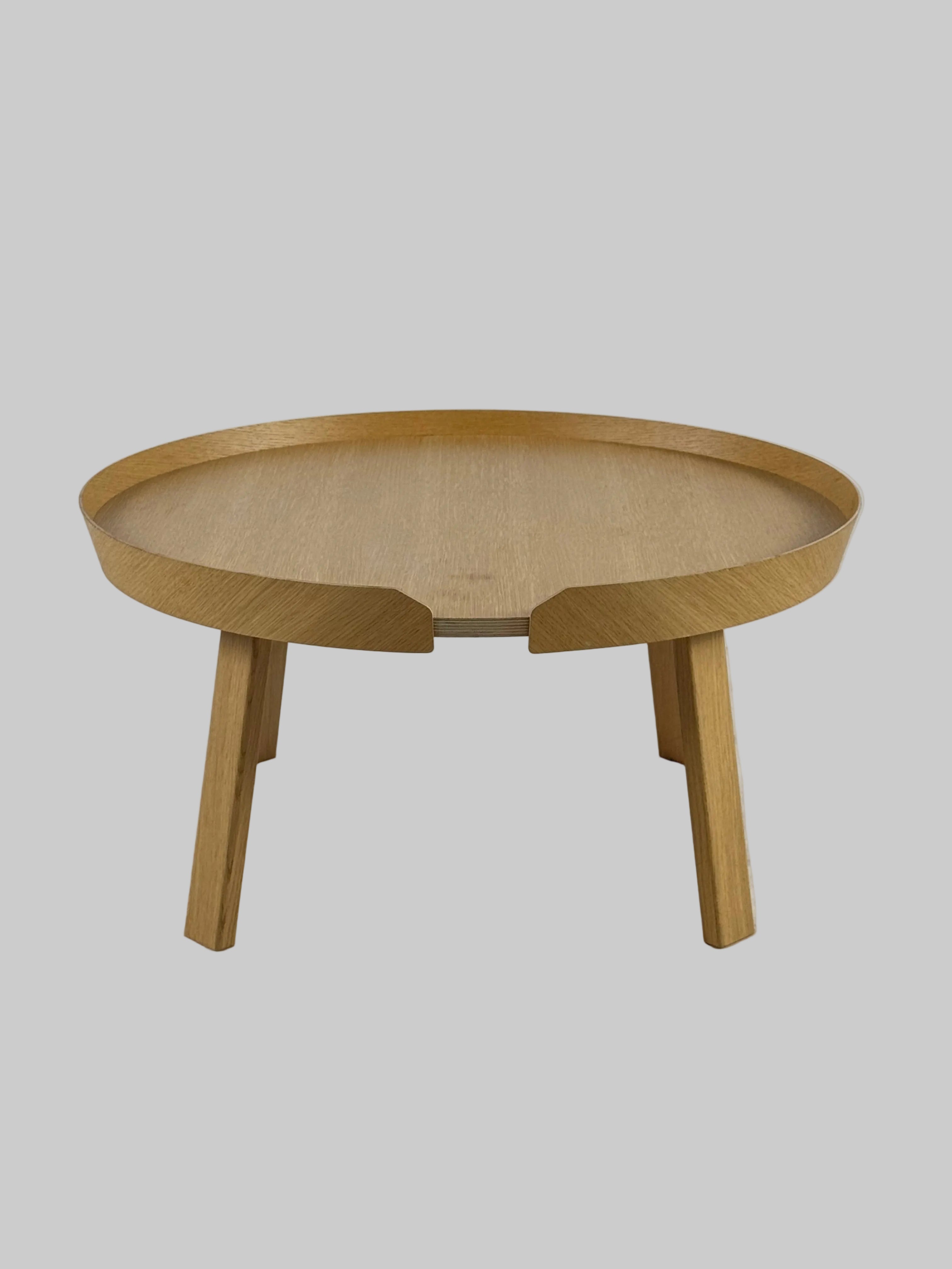 Muuto Around Sofabord – Natur Ø72 cm