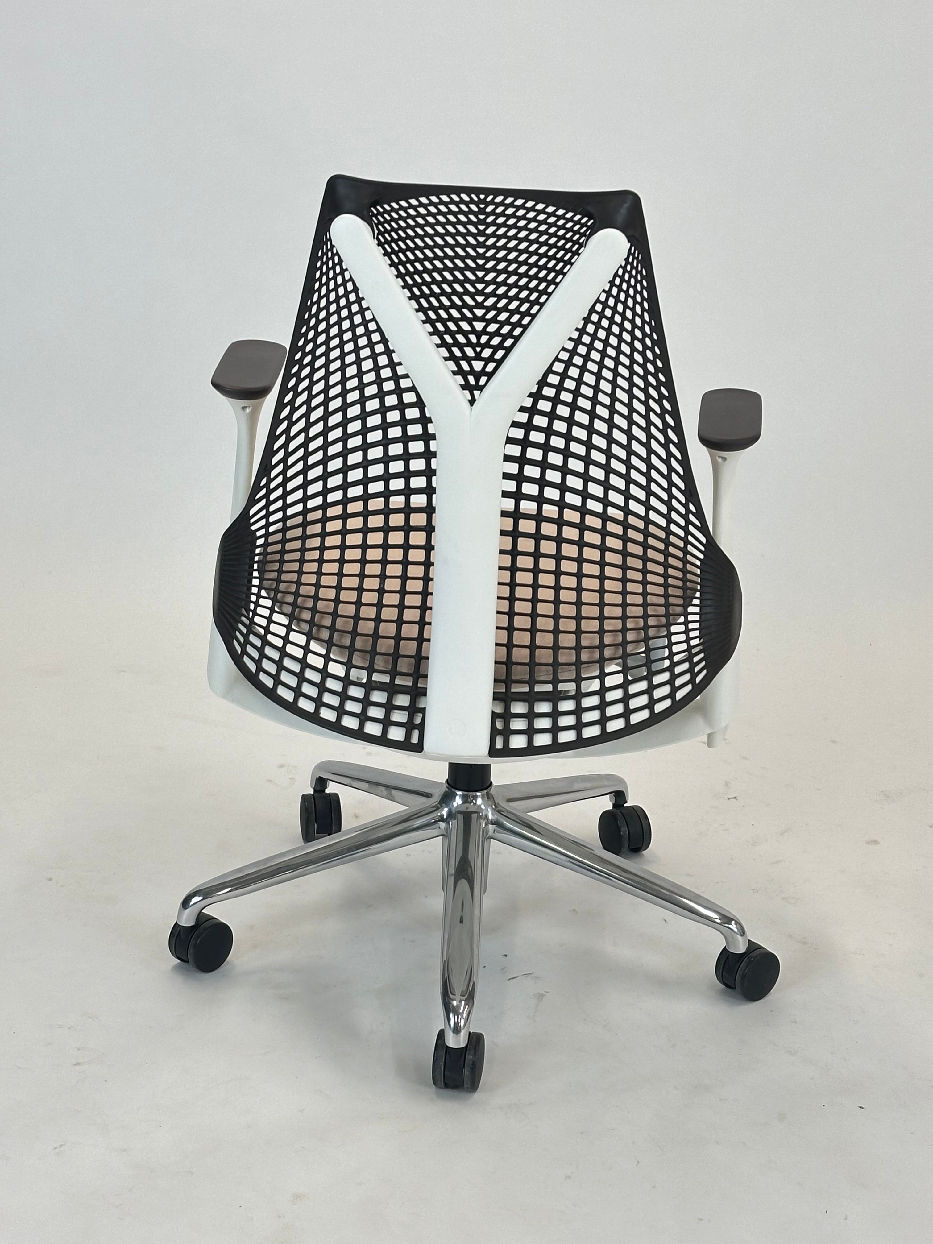 Herman Miller Sayl Kontorstol (Beige)