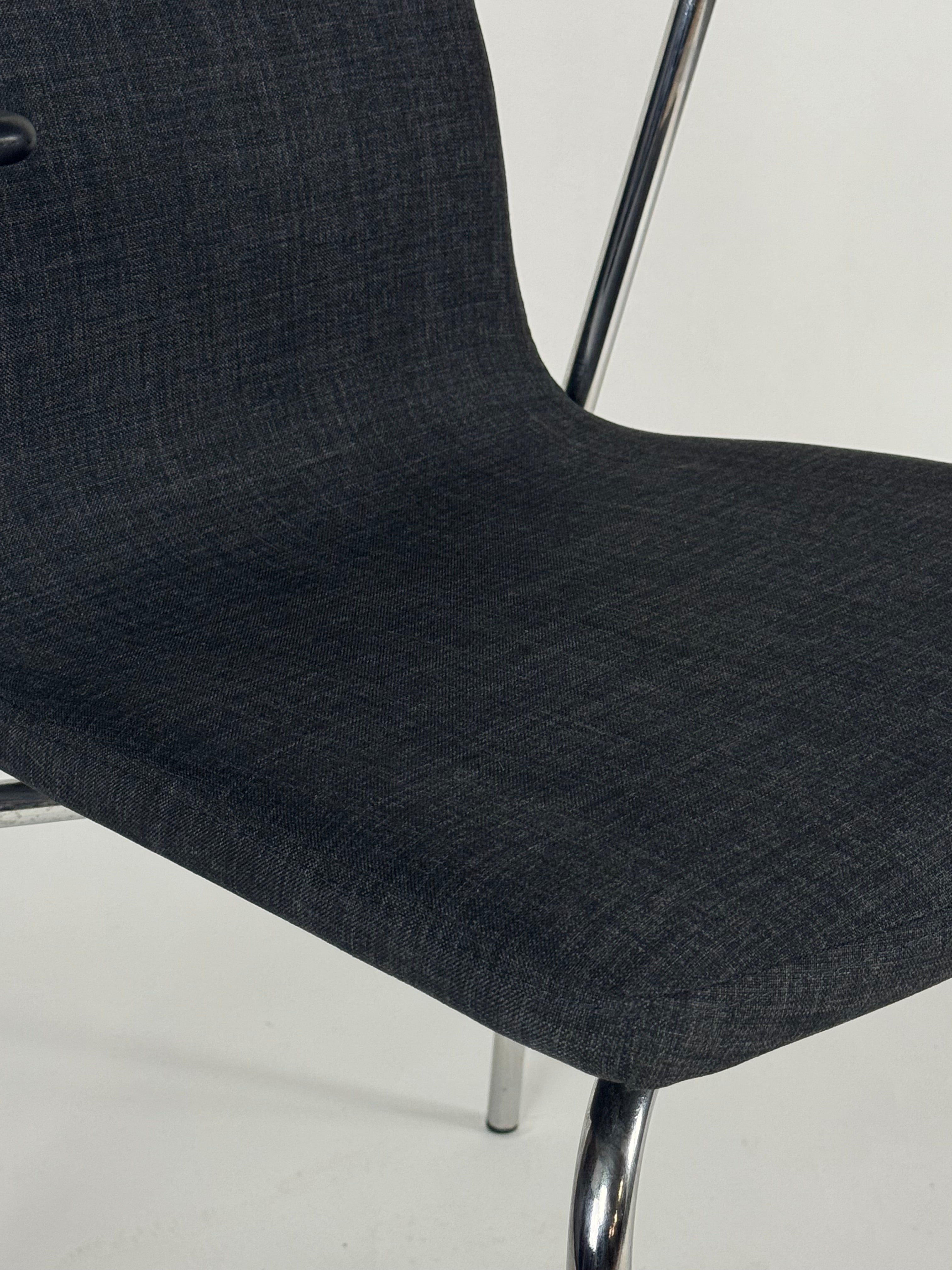 Labofa Groovy Stol – Mørkegrå