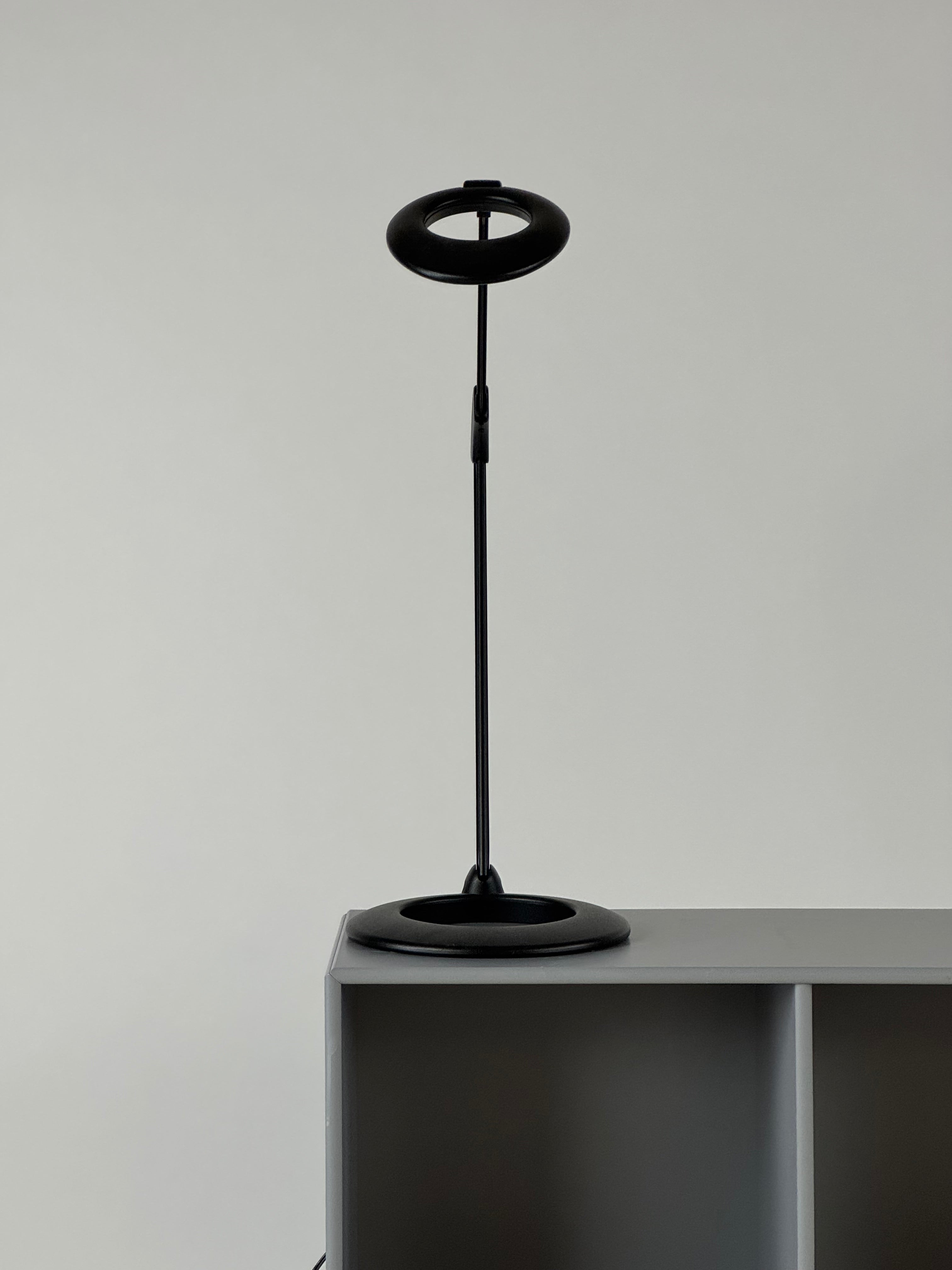 Luxo Ovelo LED Bordlampe – Sort