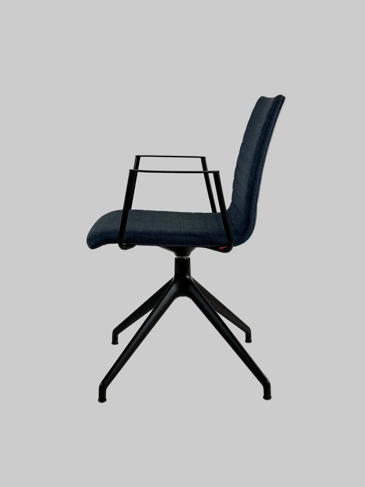 Savir Design Gate 11 Stol – Mørkeblå/Sort Stel