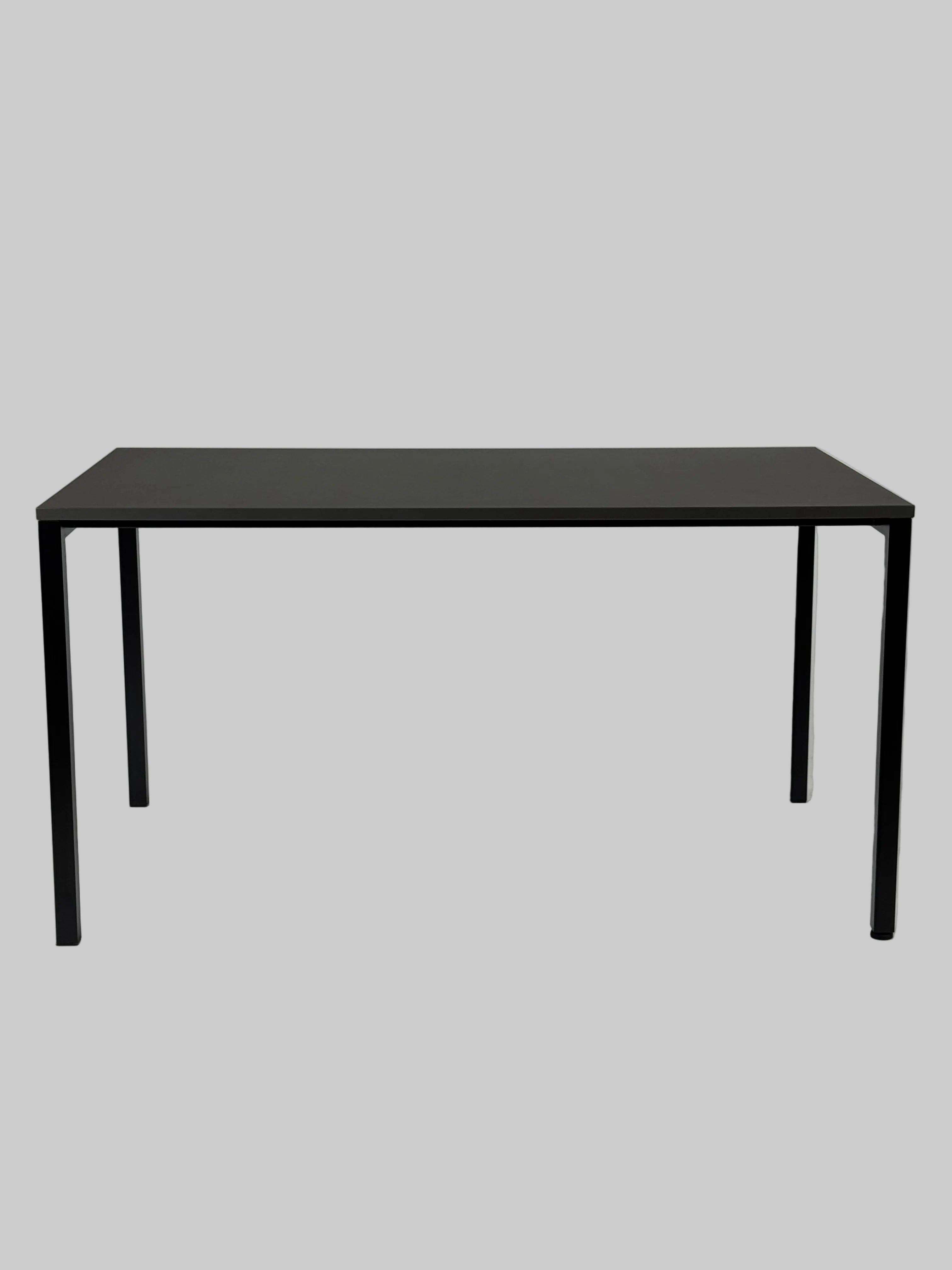 Holmris B8 Quadro Bord – Grå/Sort Stel