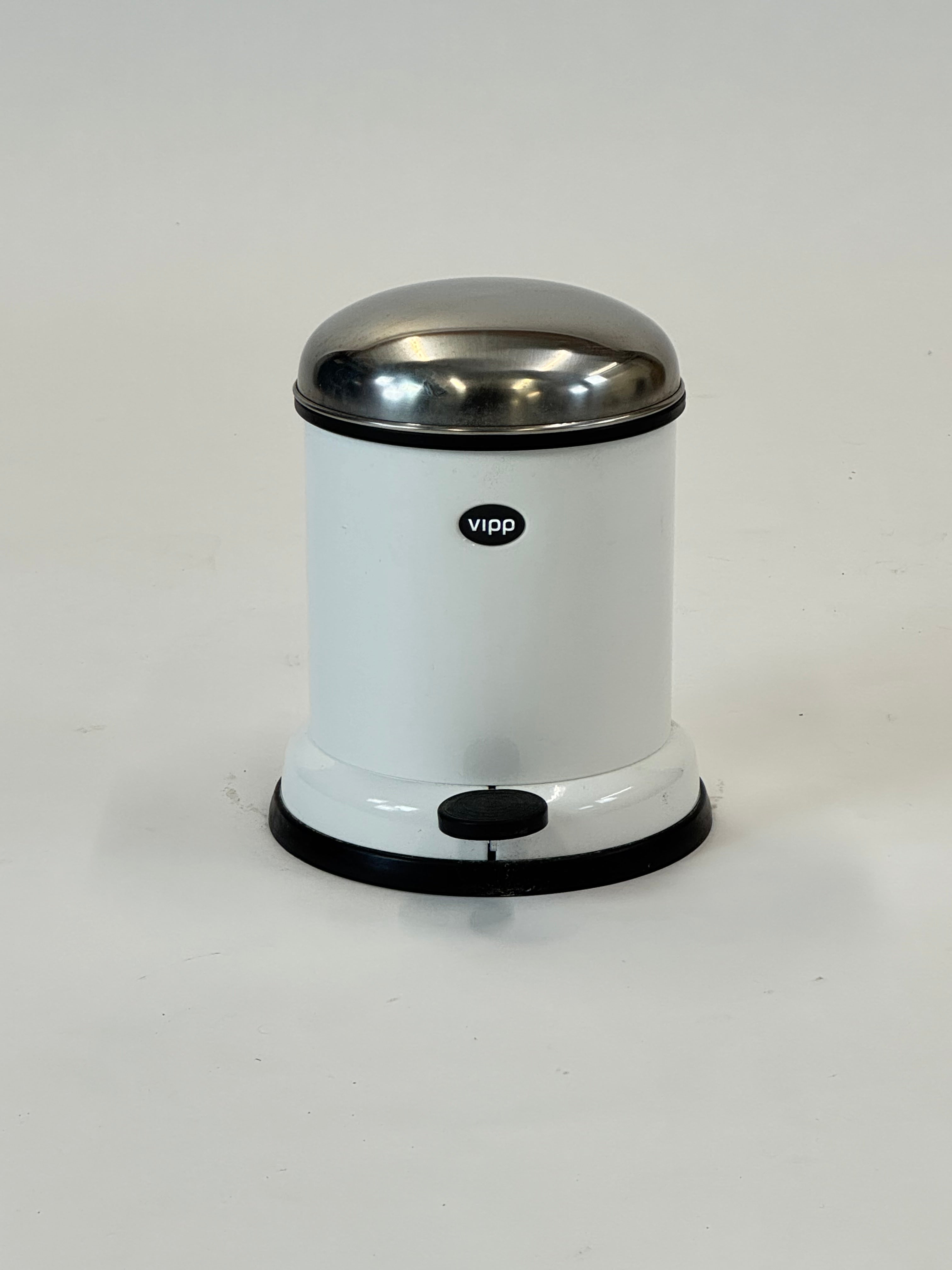 Vipp | 13 Pedalspand