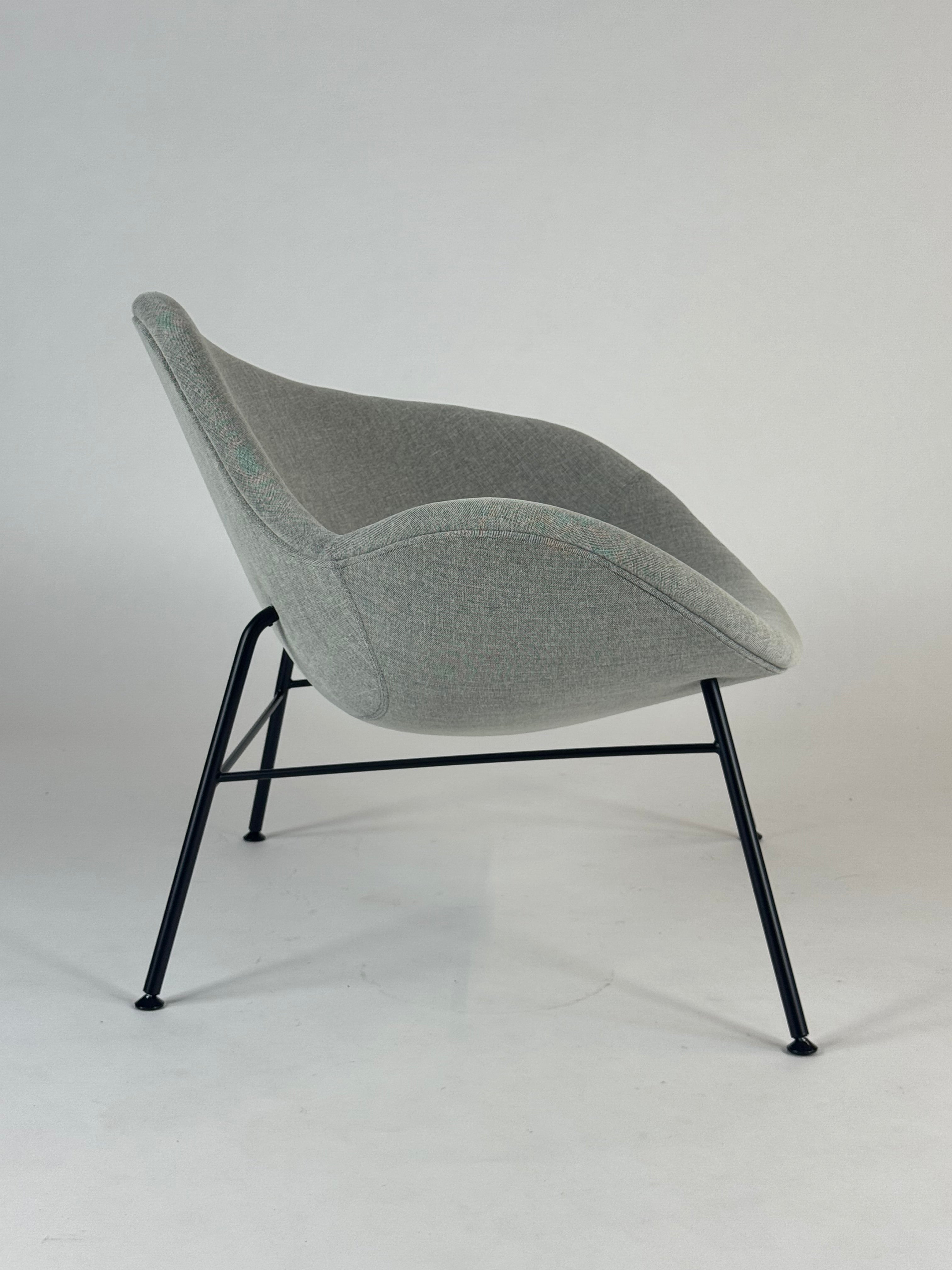 +Halle | K2 4-Leg Loungestol (Grå)