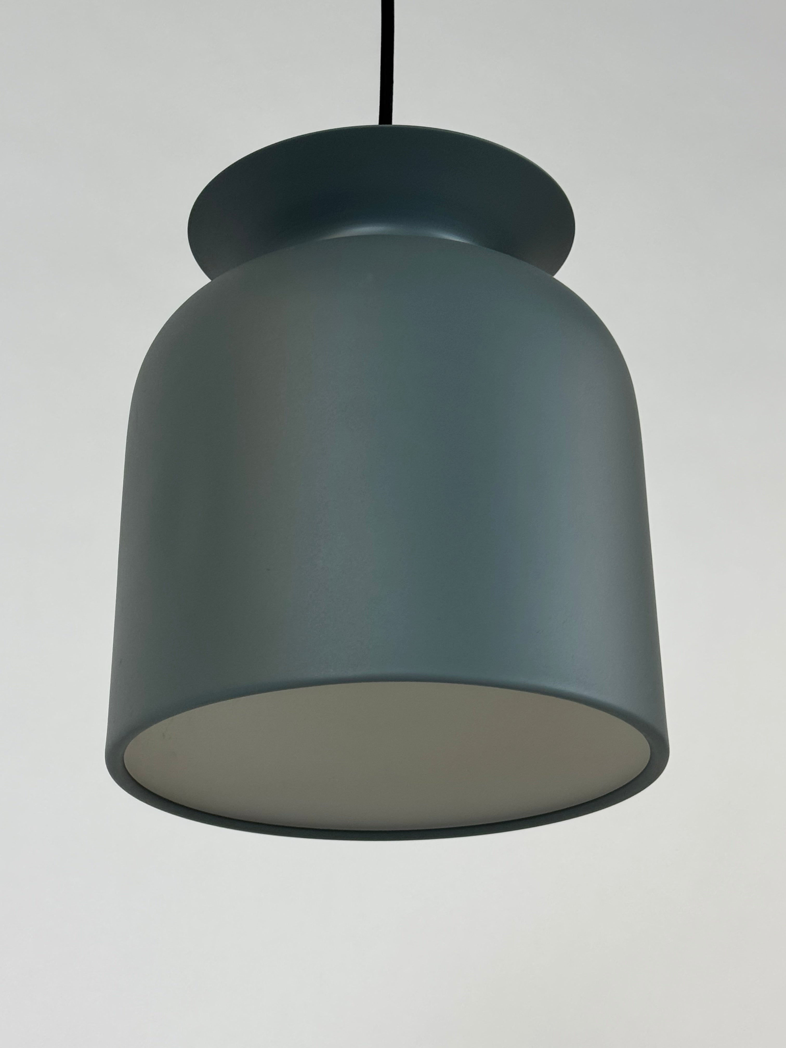 GUBI Ronde Pendel – Grå Ø20 cm