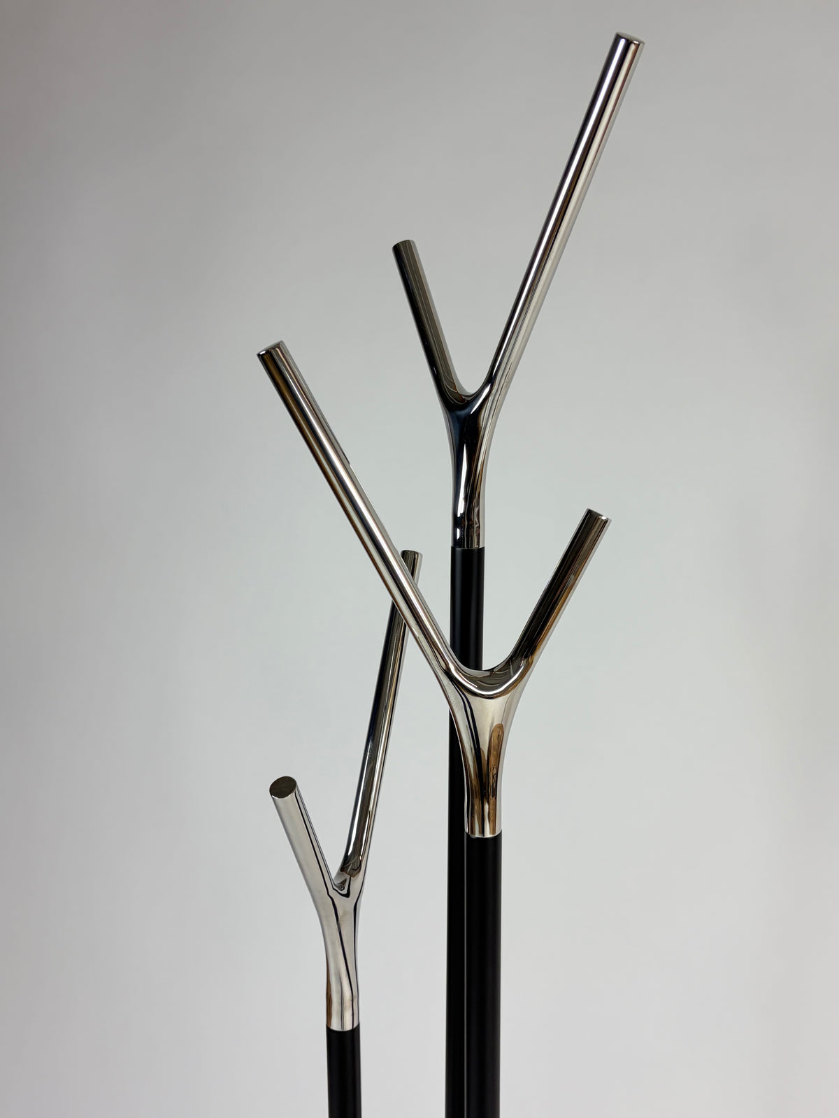 FROST WISHBONE Stumtjener – Sort/Krom
