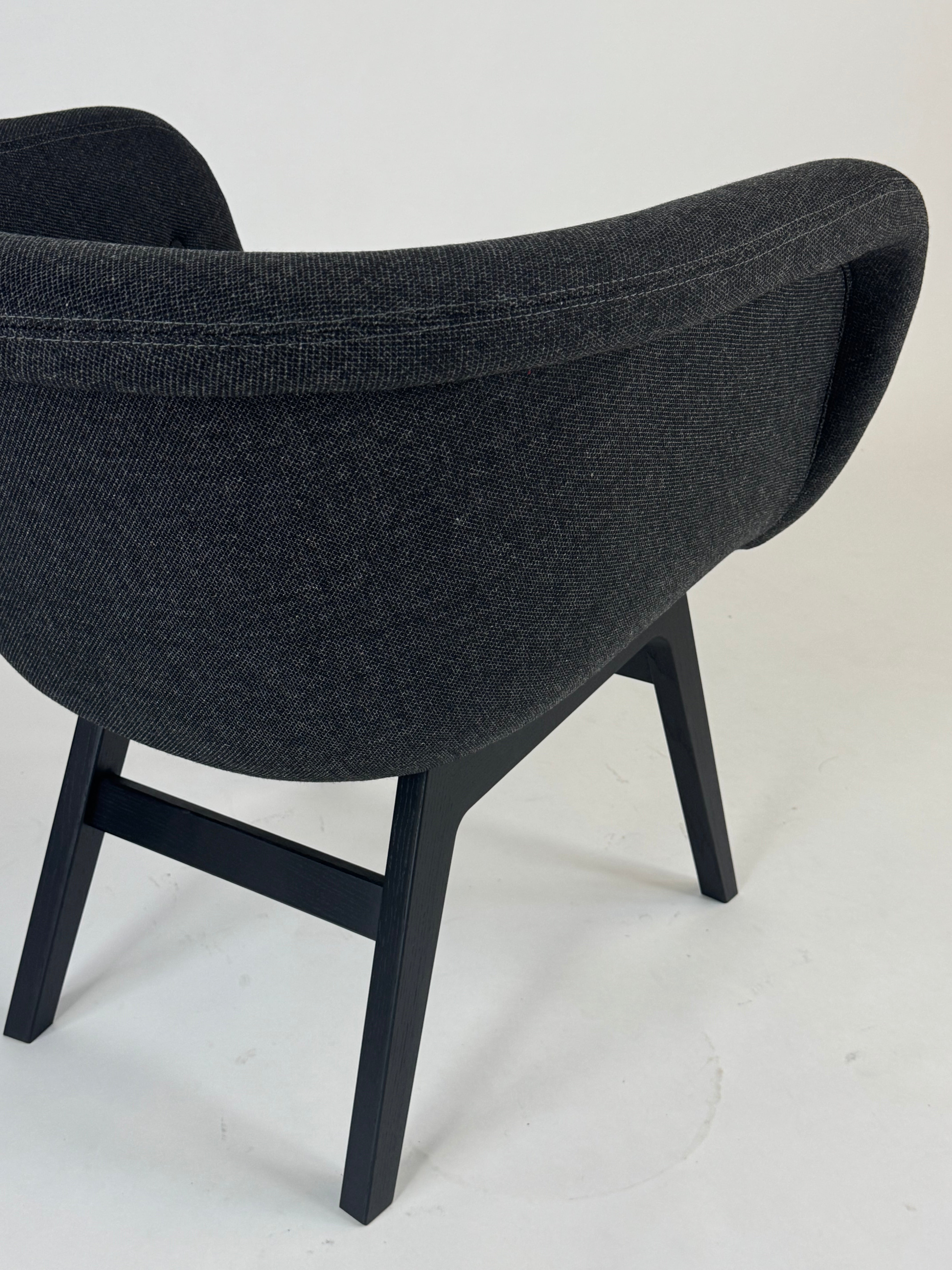 +Halle | Chester Loungestol (Sort)