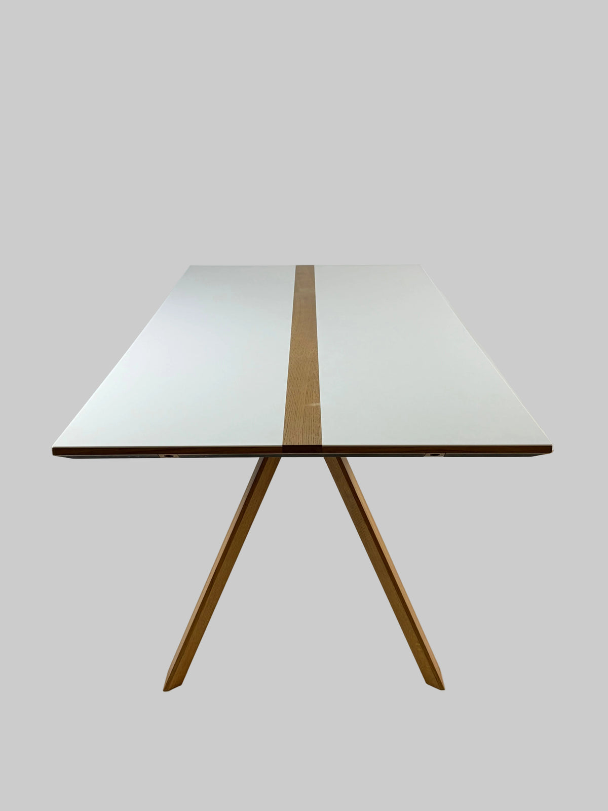 Mølballe String Bord – Hvid/Natur 240x100xH73cm