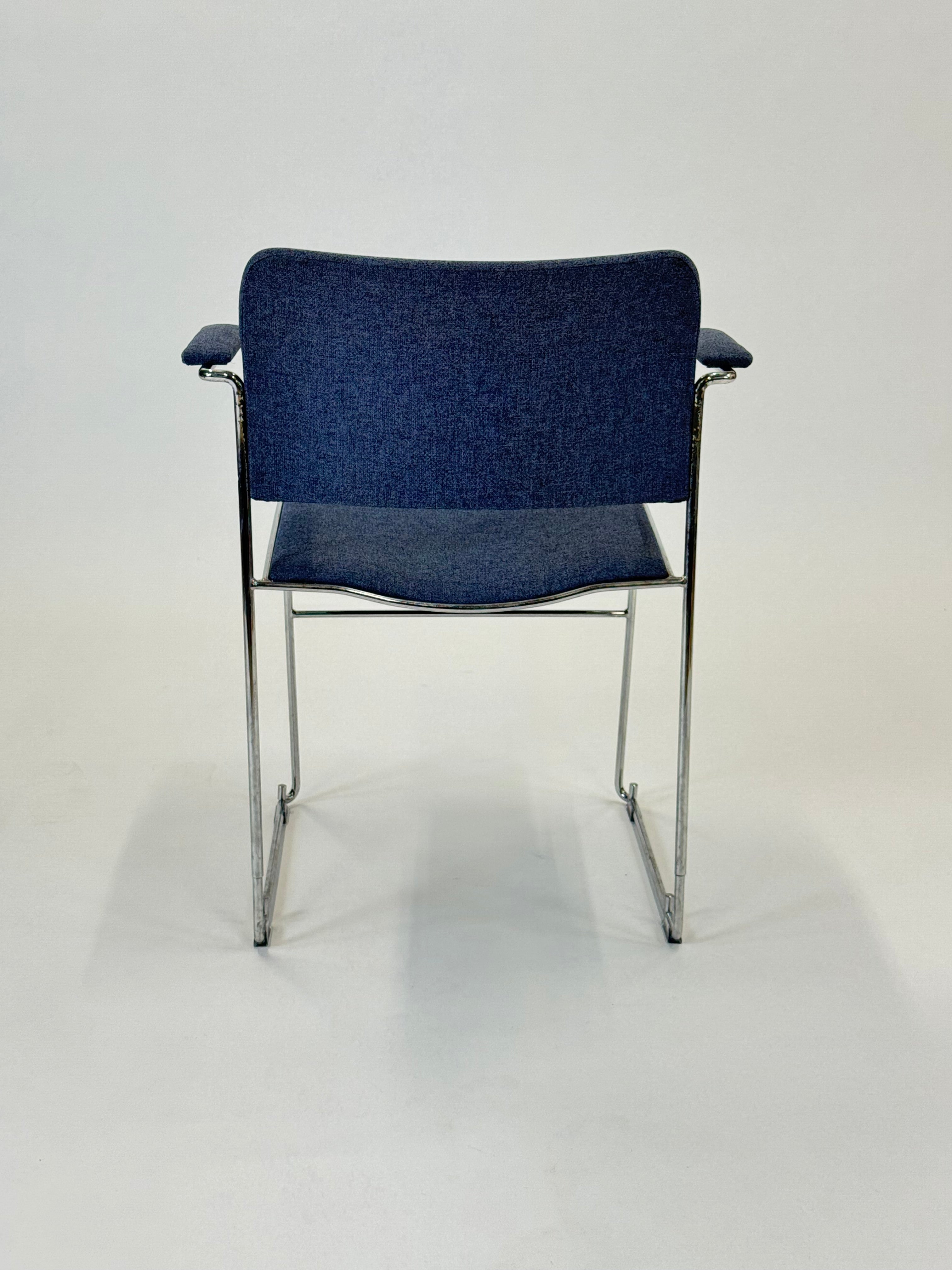 Howe | 40/4 Konferencestol (Blå m. Krom Stel)