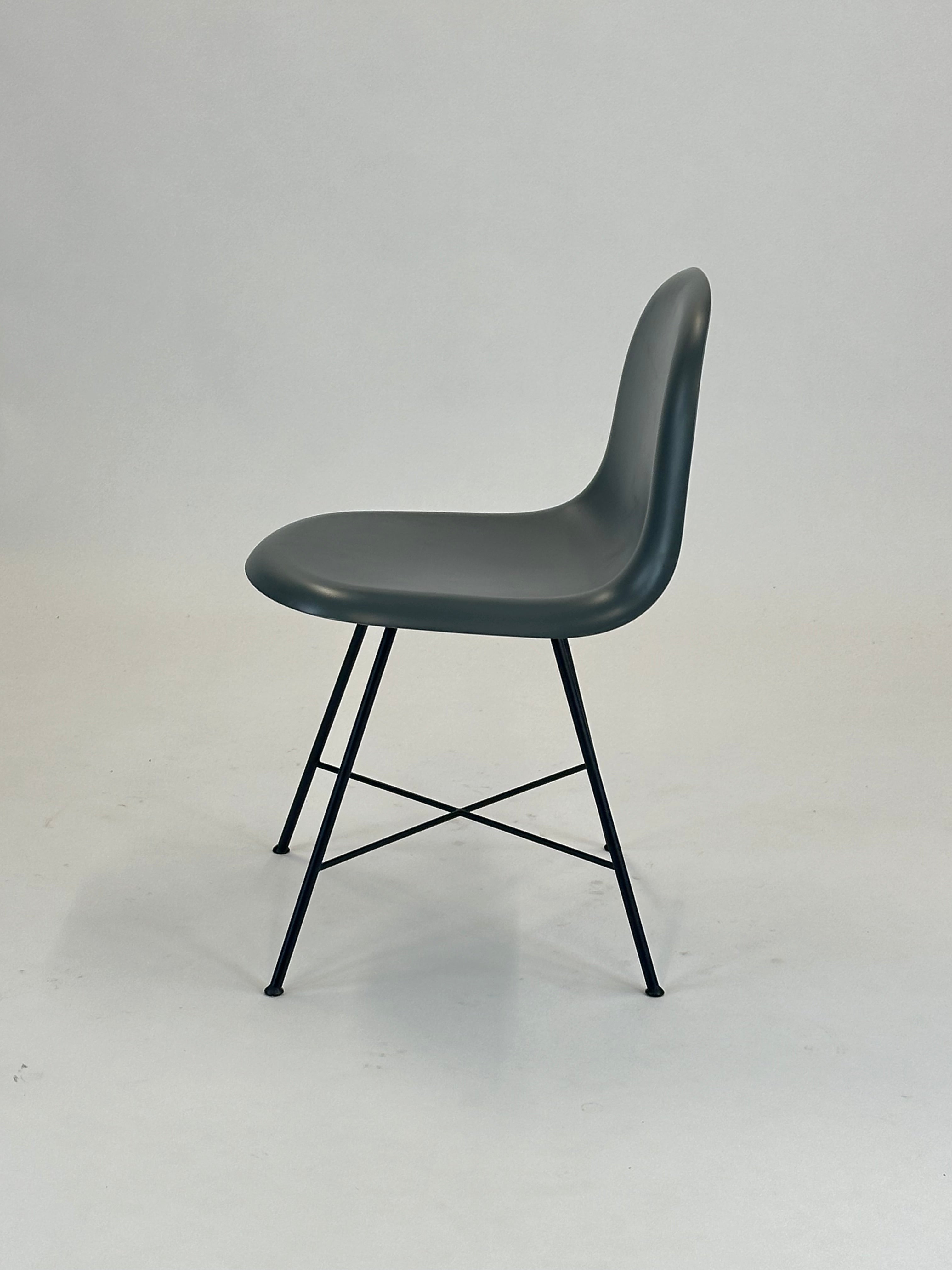 GUBI | 3D Dining Chair