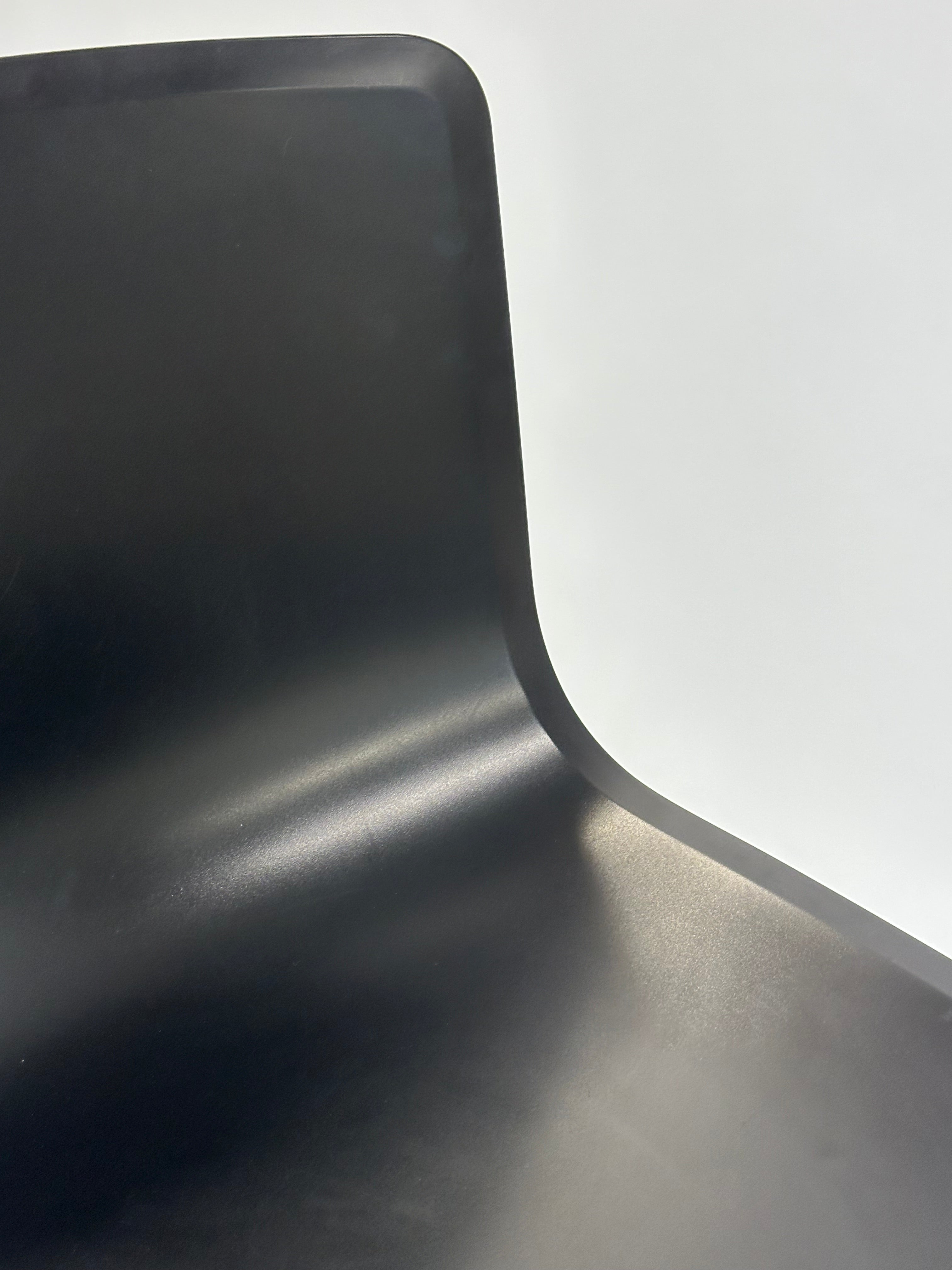 Pato Sledge Barstool (Sort) fra Fredericia Furniture
