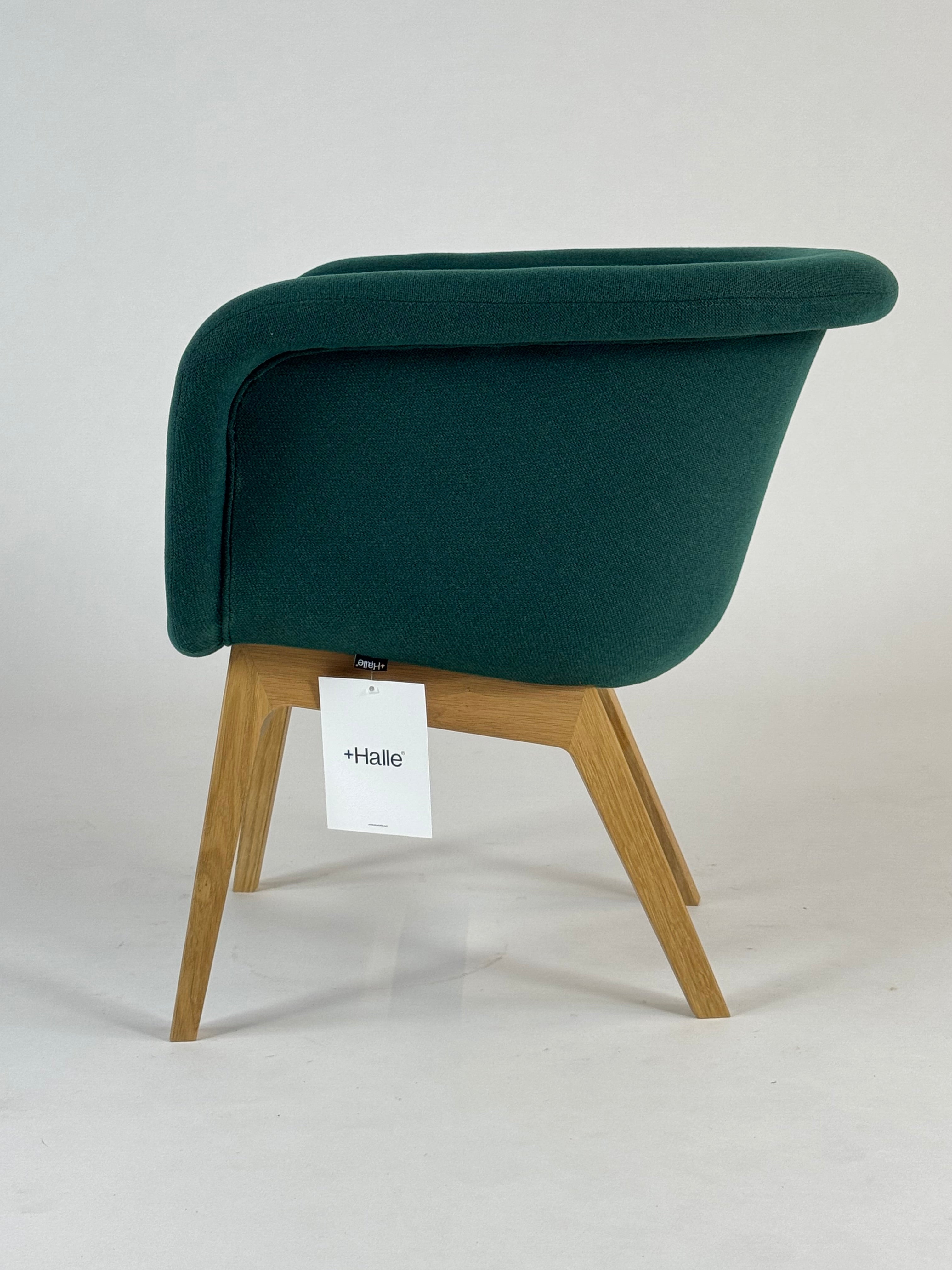 +Halle | Chester Loungestol